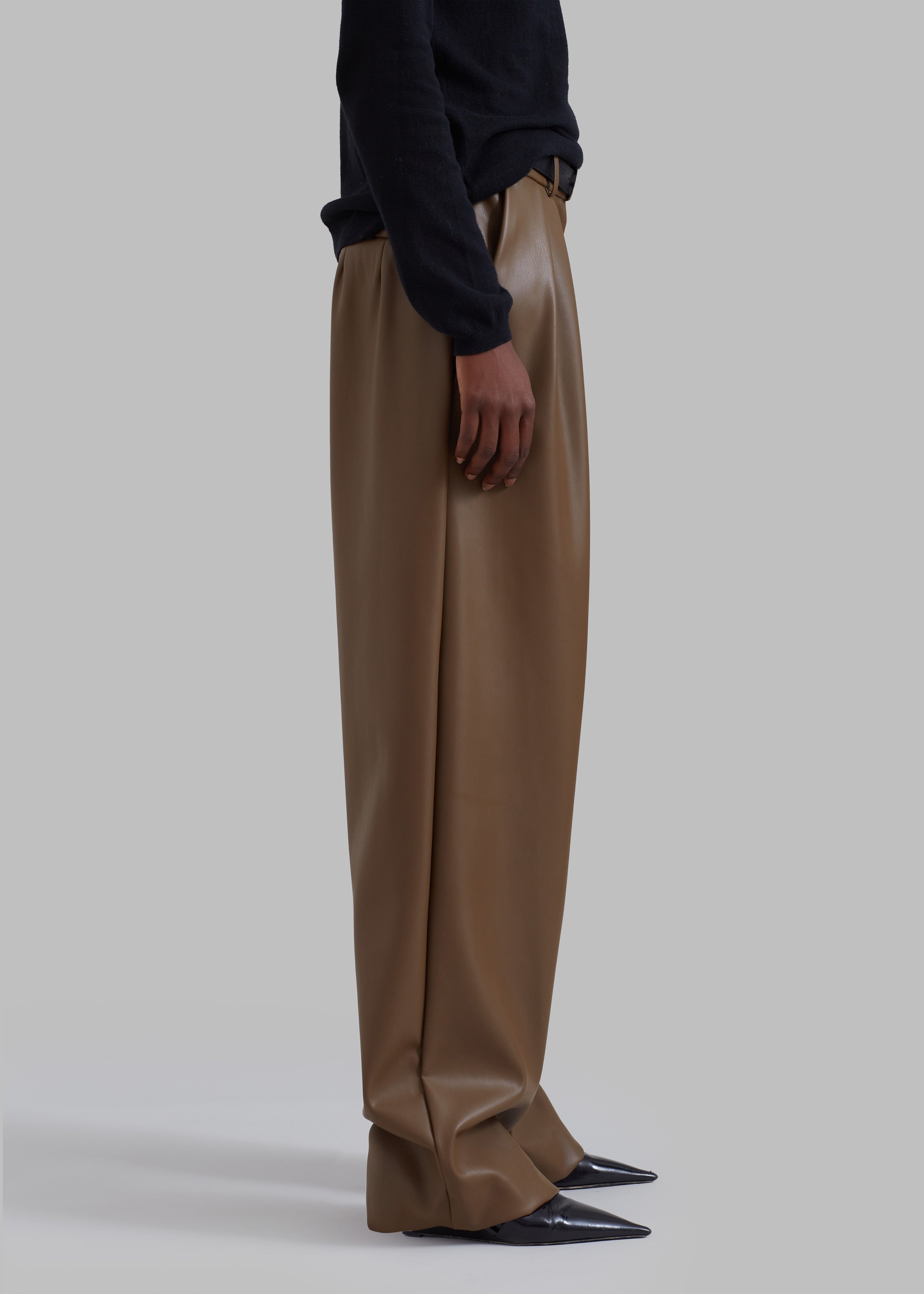 Tranton Faux Leather Pants - Brown - 6