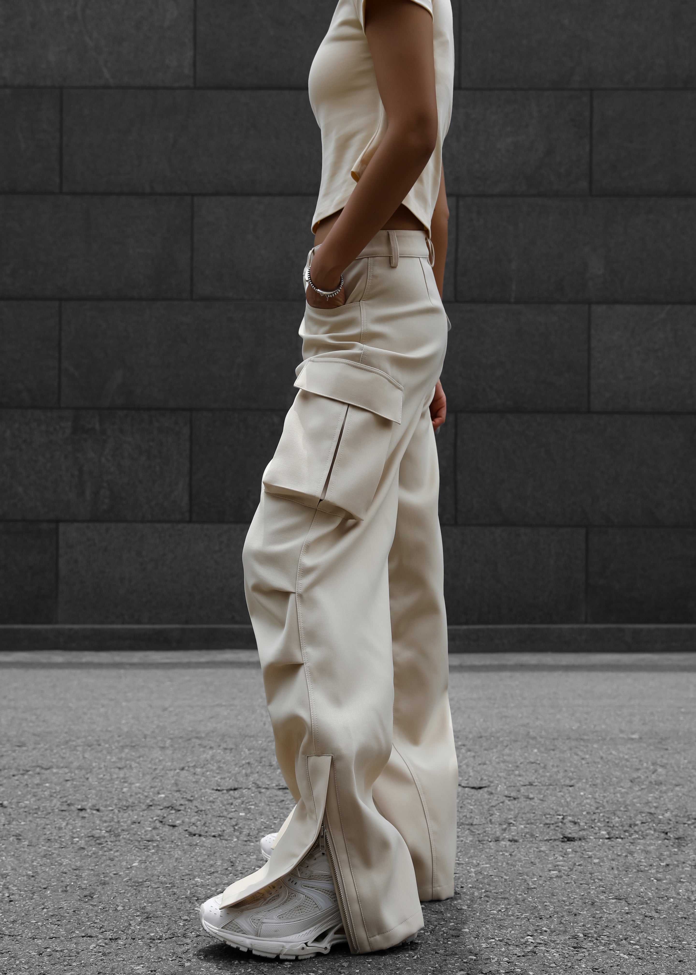 Valo Cargo Pants - Beige - 7