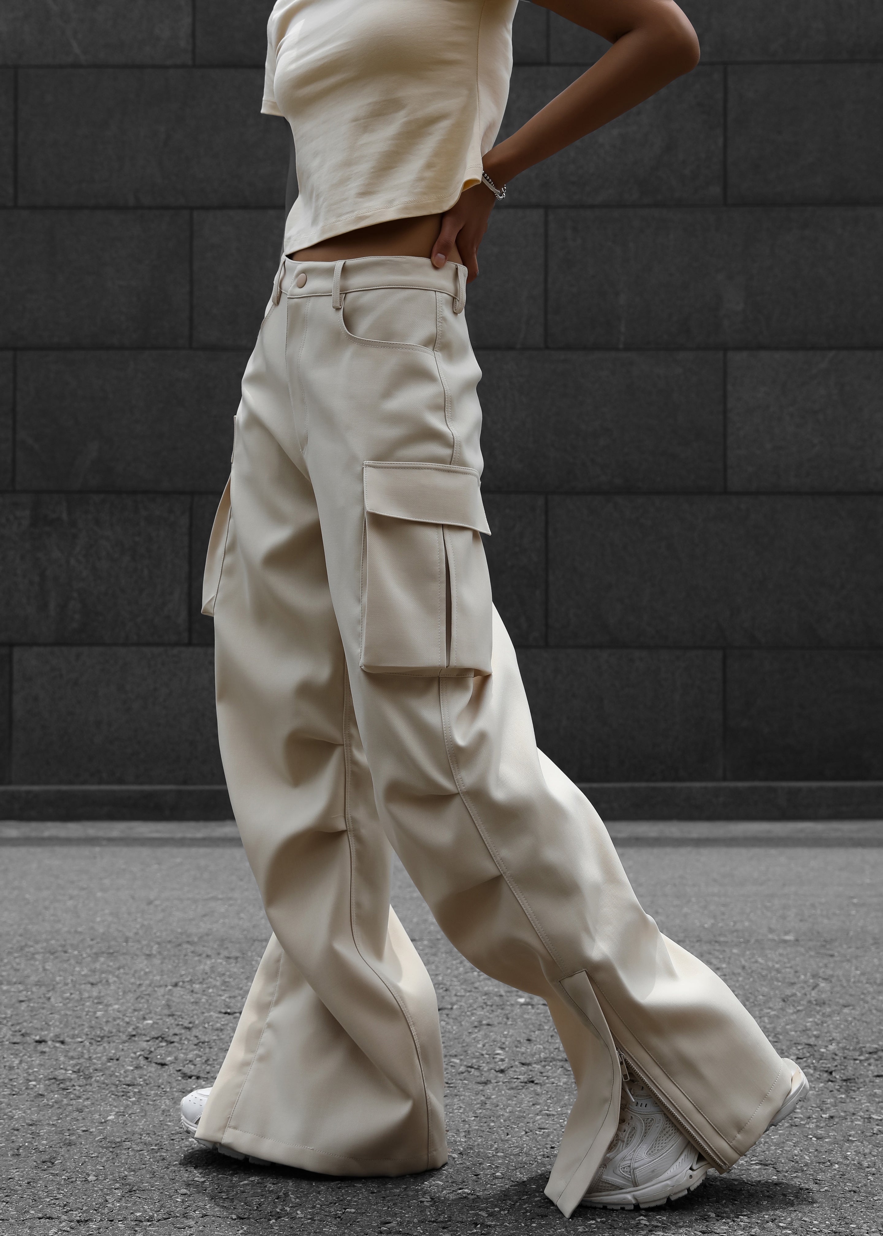 Valo Cargo Pants - Beige - 3