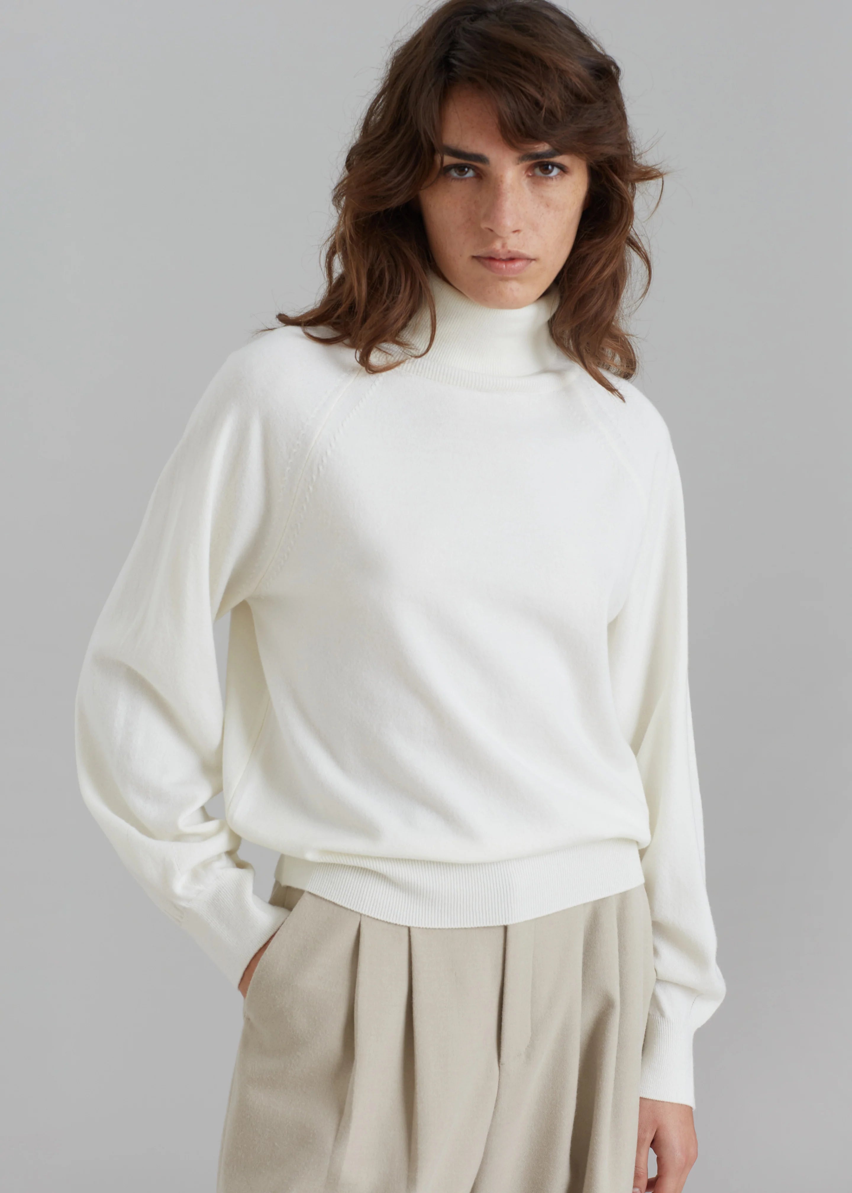 Variel Turtleneck Sweater - Cream - 5
