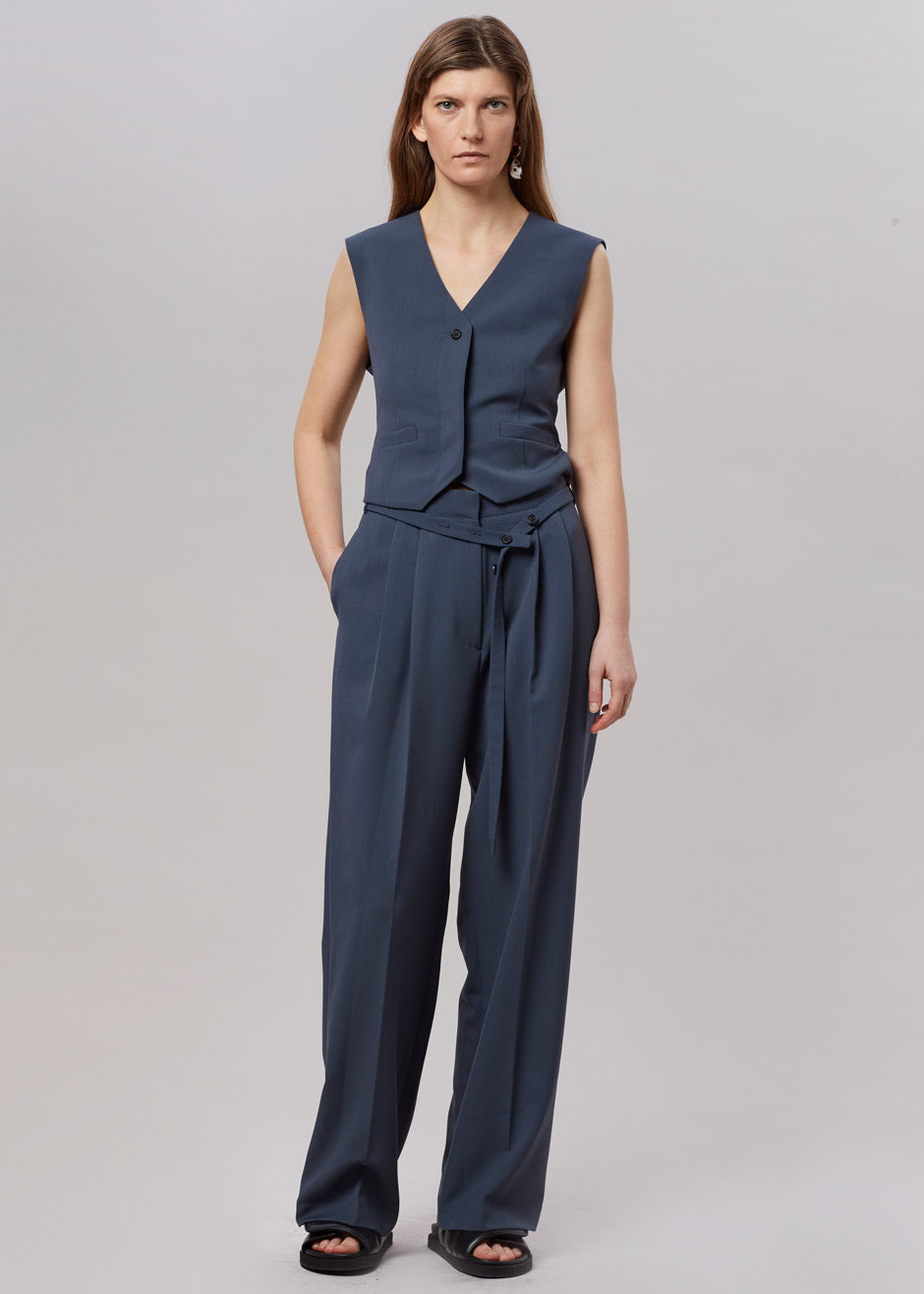 Abeni Vest - Navy - 4
