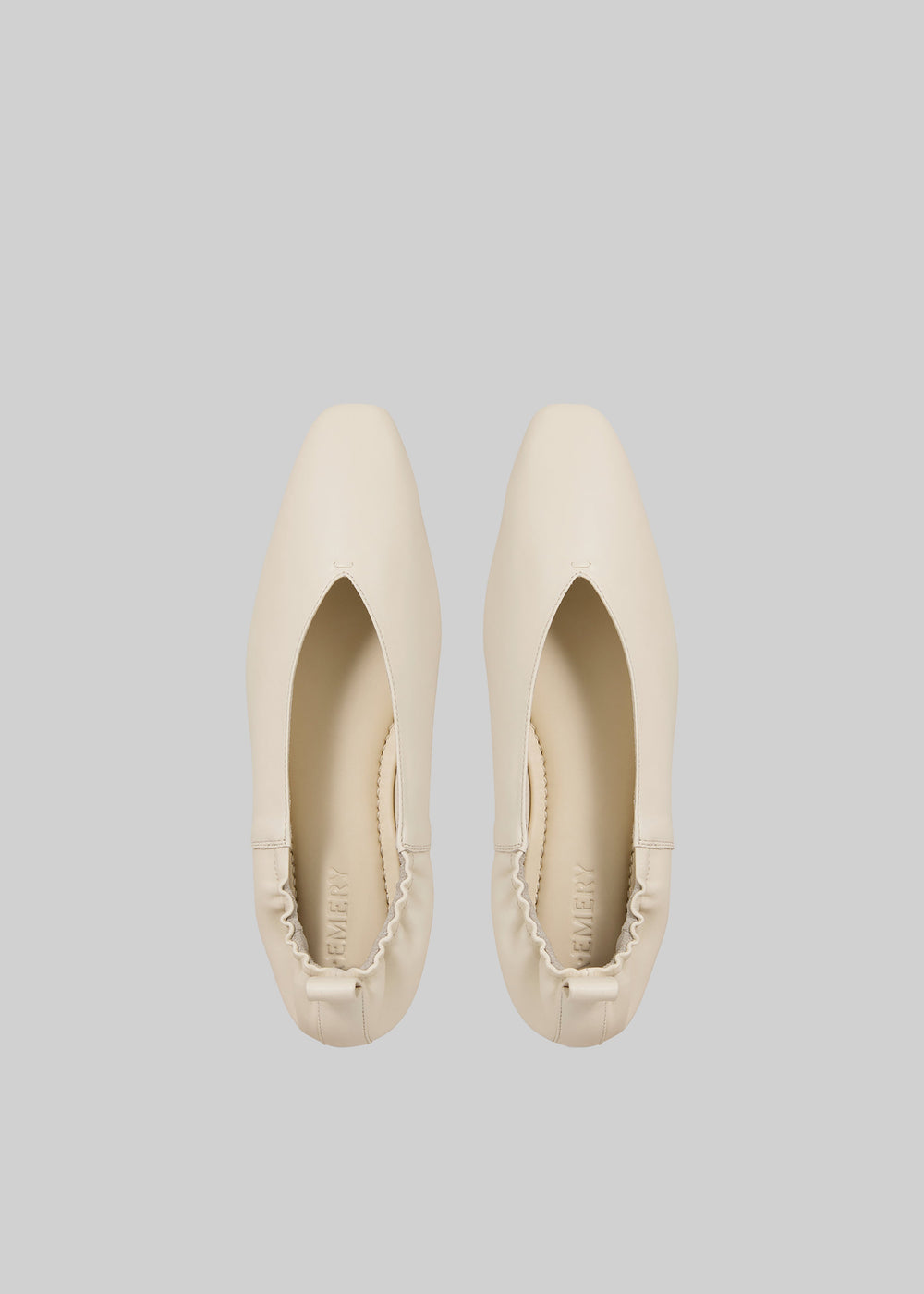 A.Emery Brie Flats - Eggshell