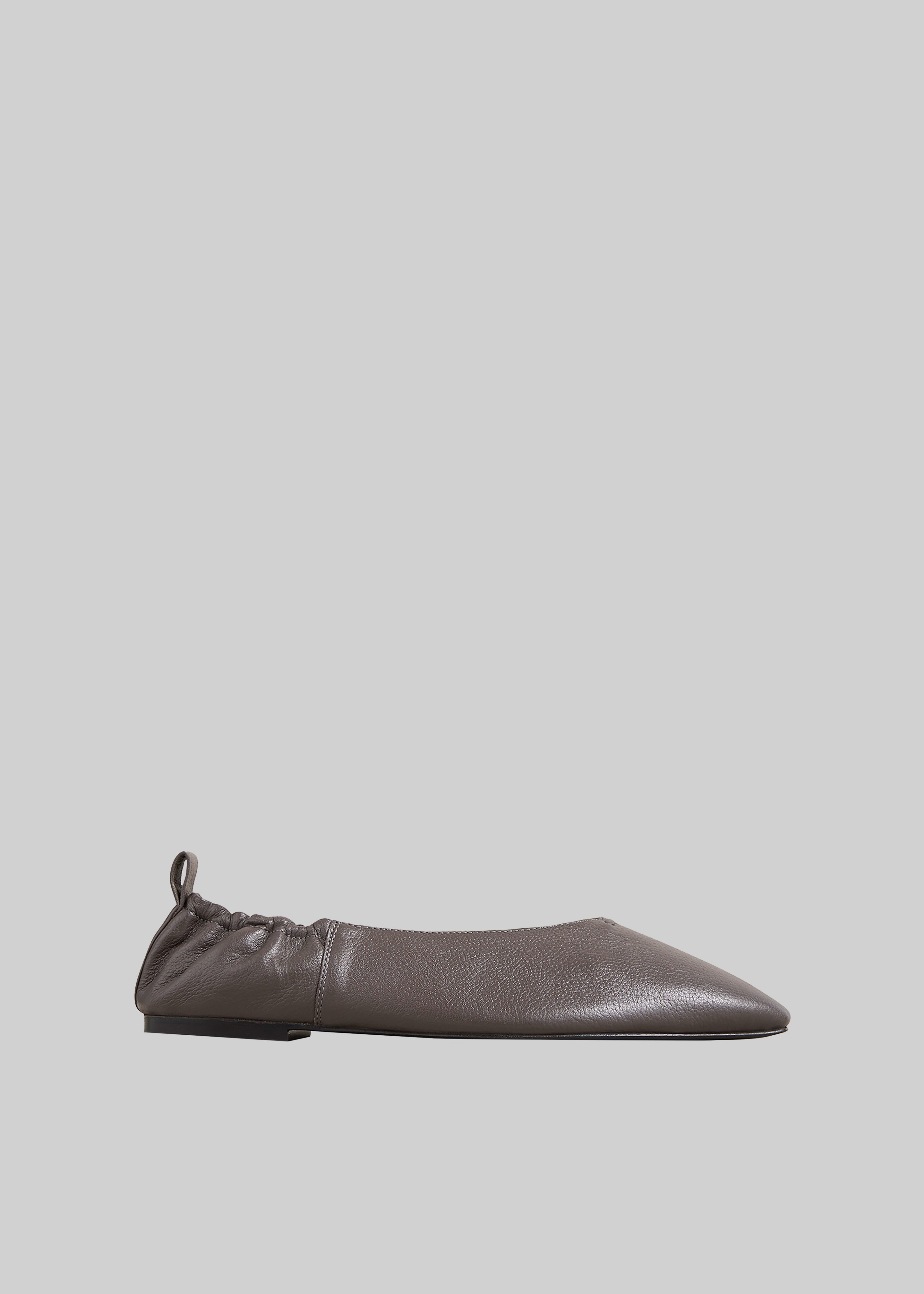 A.Emery Brie Flats - Graphite - 3