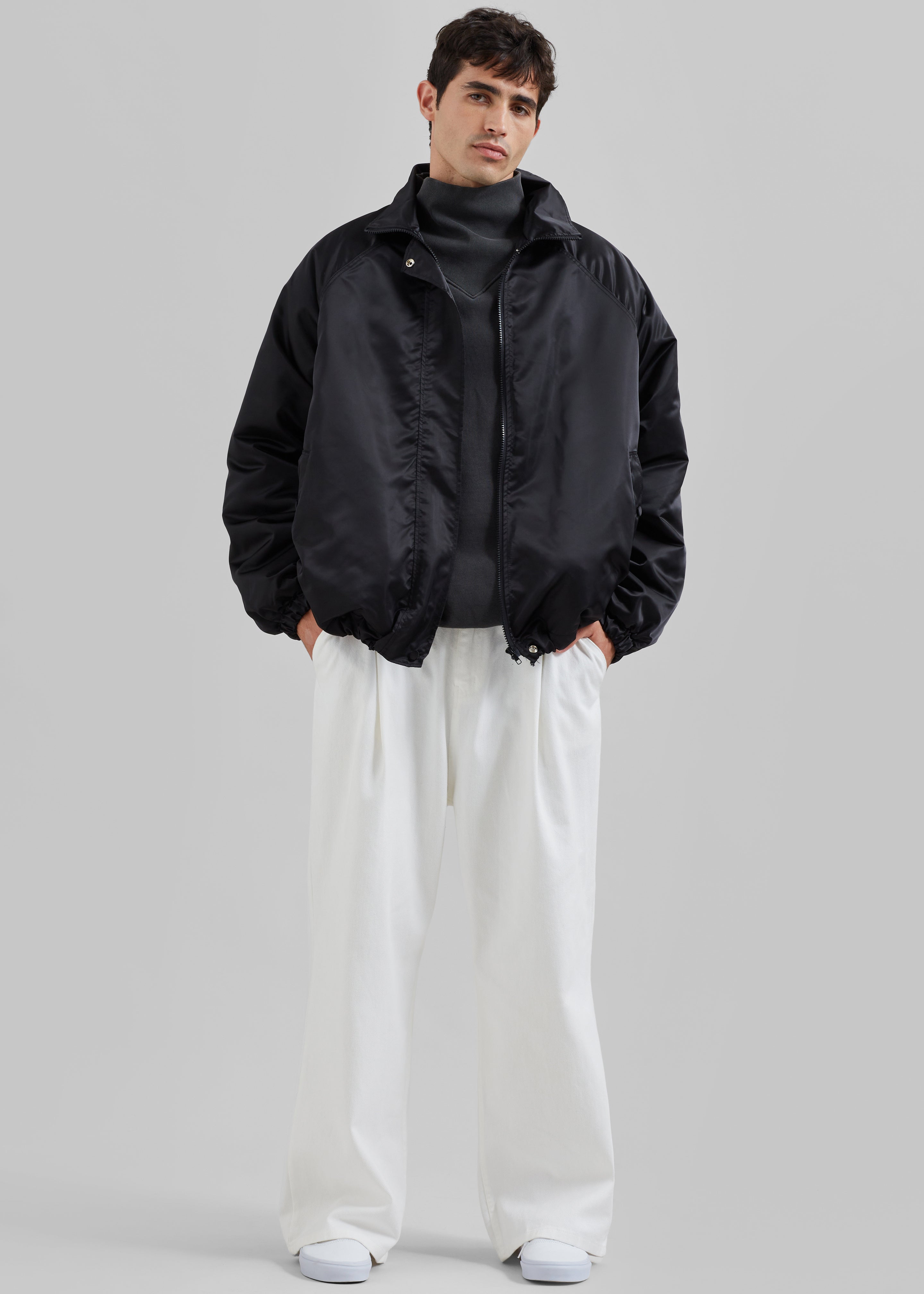 Abel Windbreaker - Black - 3