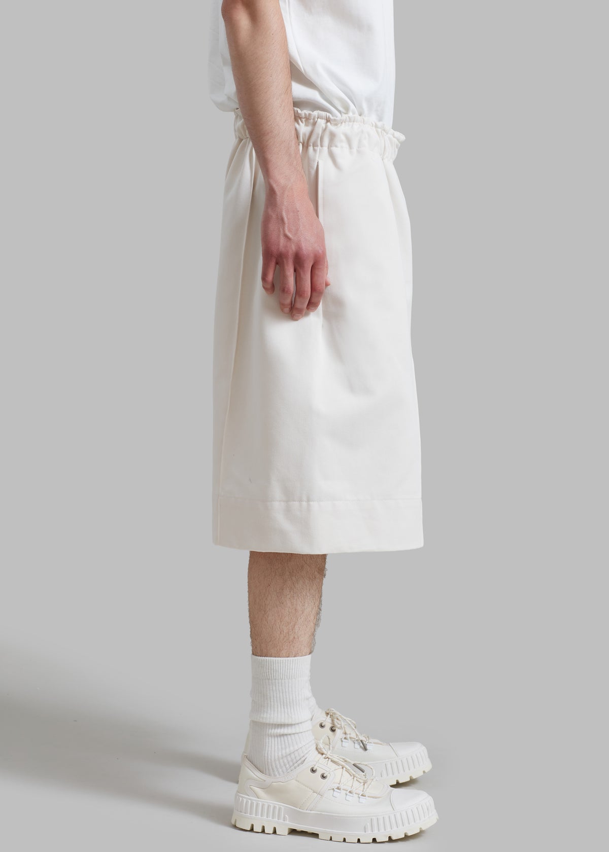 Adan Bermuda Shorts - Cream - 7