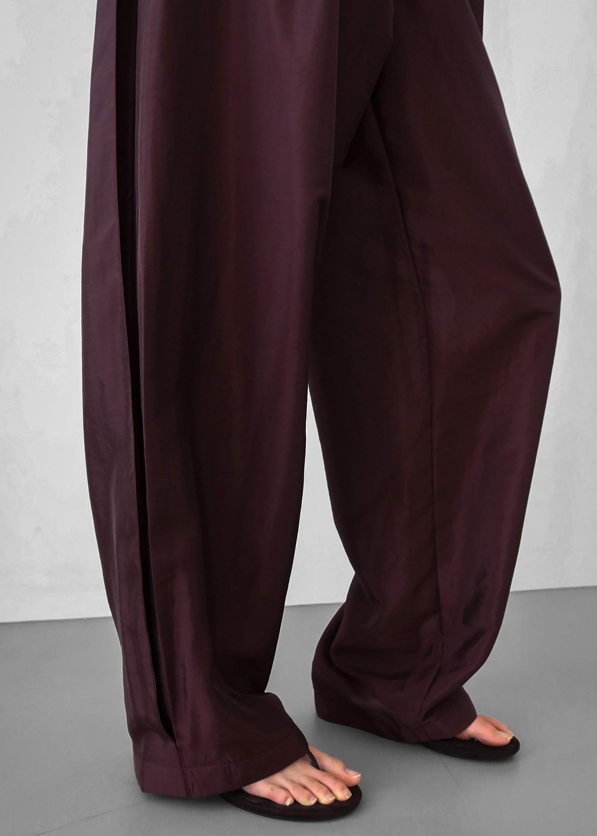 Aduna Satin Pleated Trousers - Burgundy