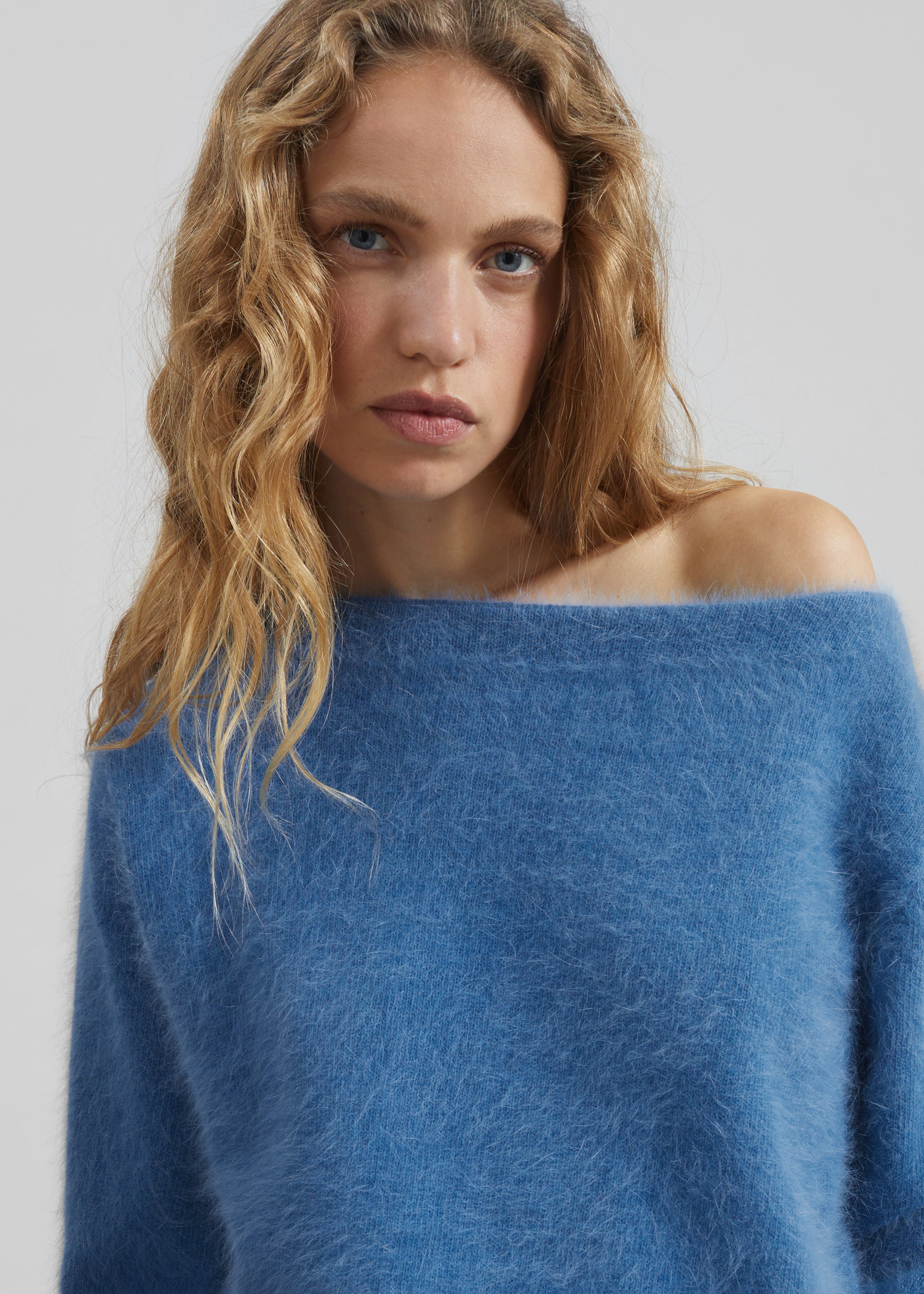 Almere Angora Fuzzy Sweater - Cobalt - 2