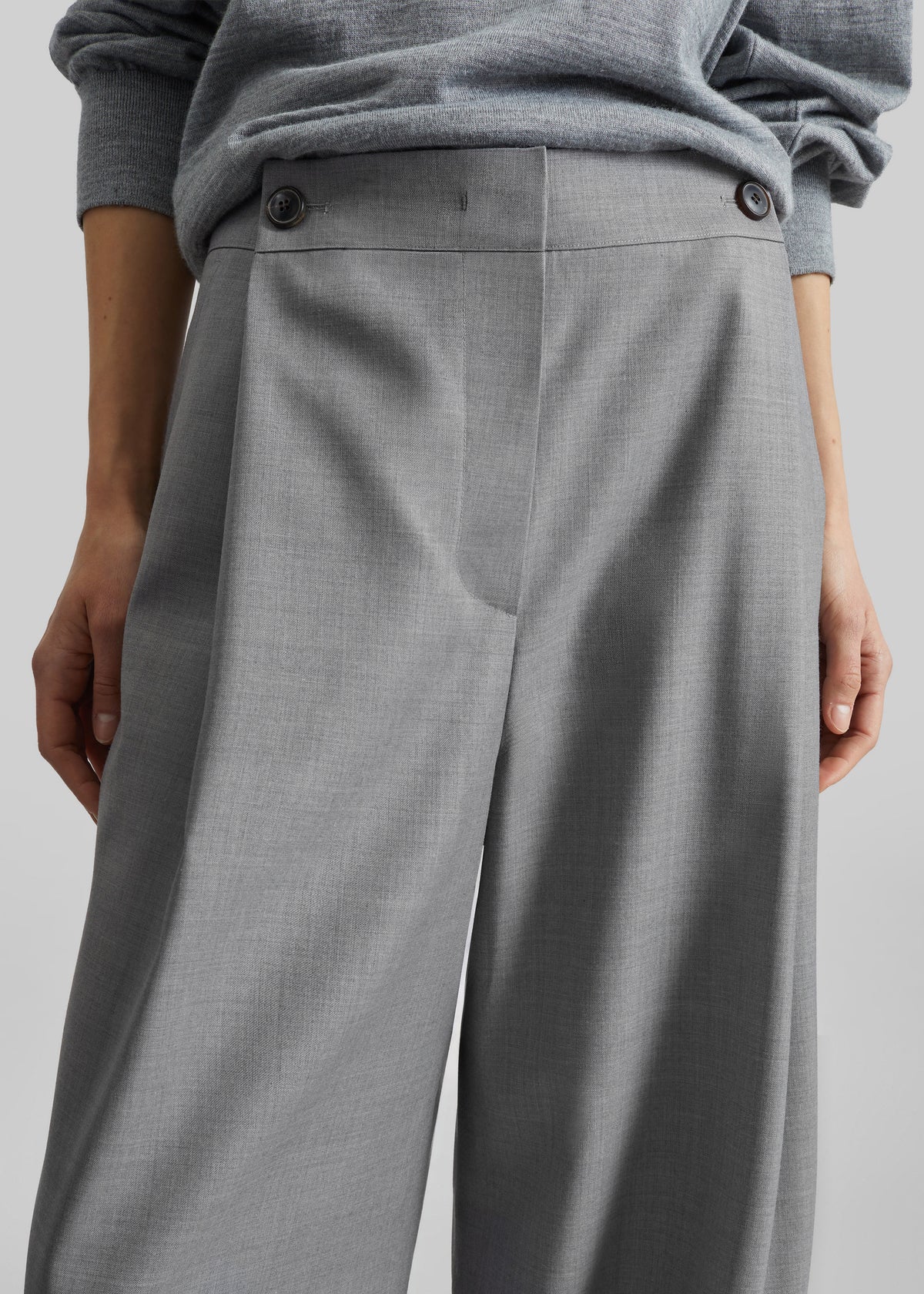 Althea Pleated Trousers - Light Grey