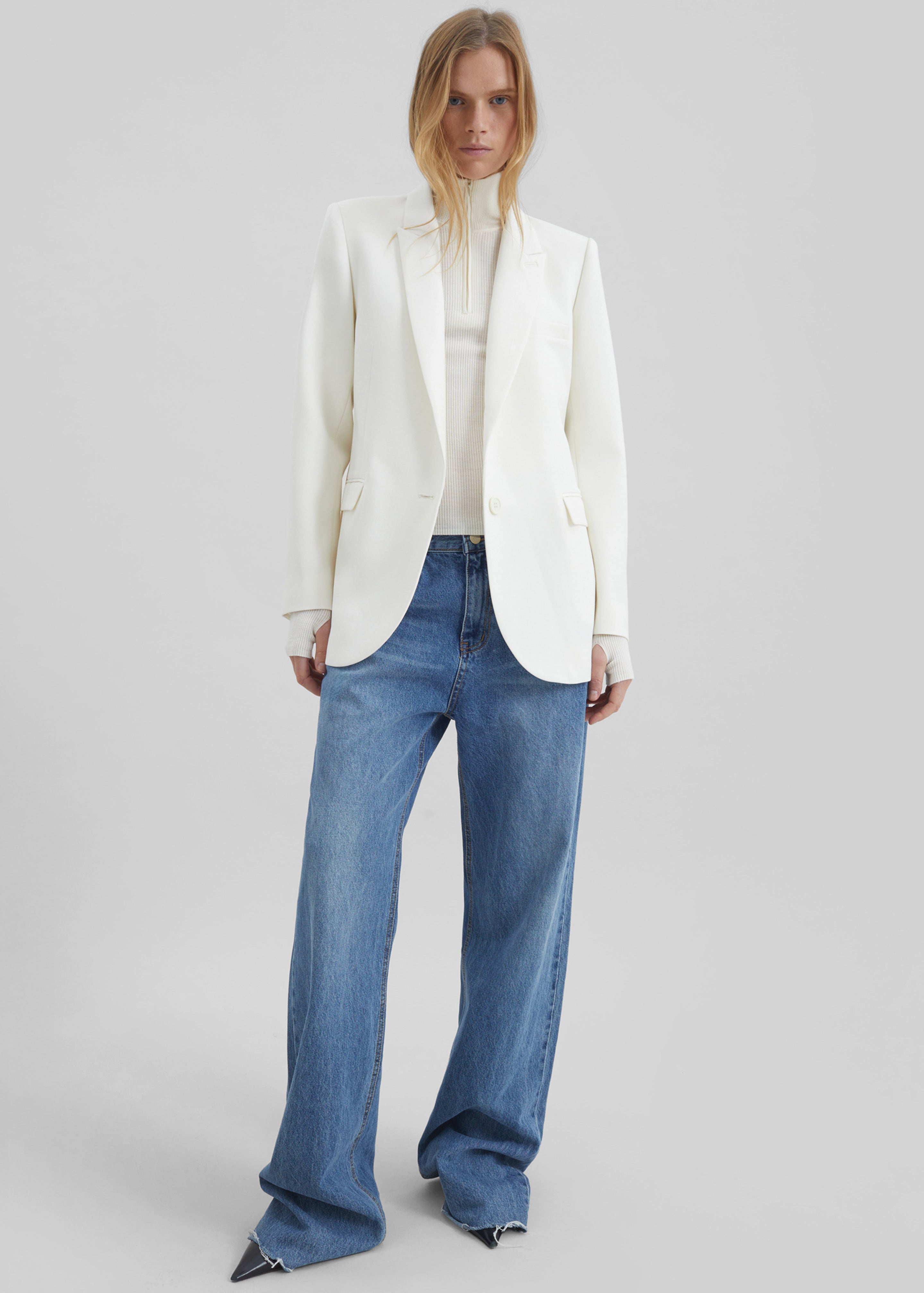 Amelia Tailored Blazer - White - 5
