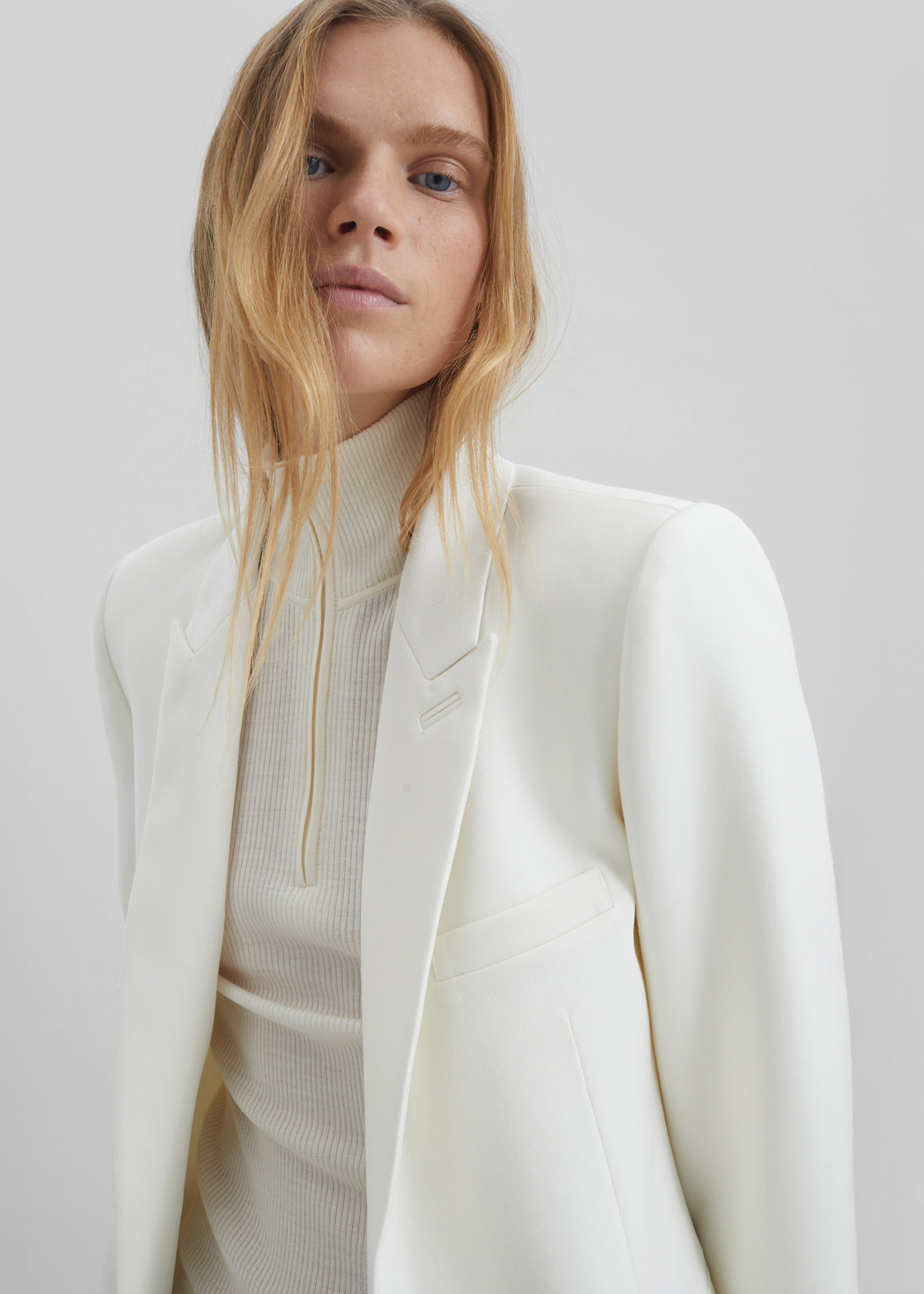 Amelia Tailored Blazer - White - 3