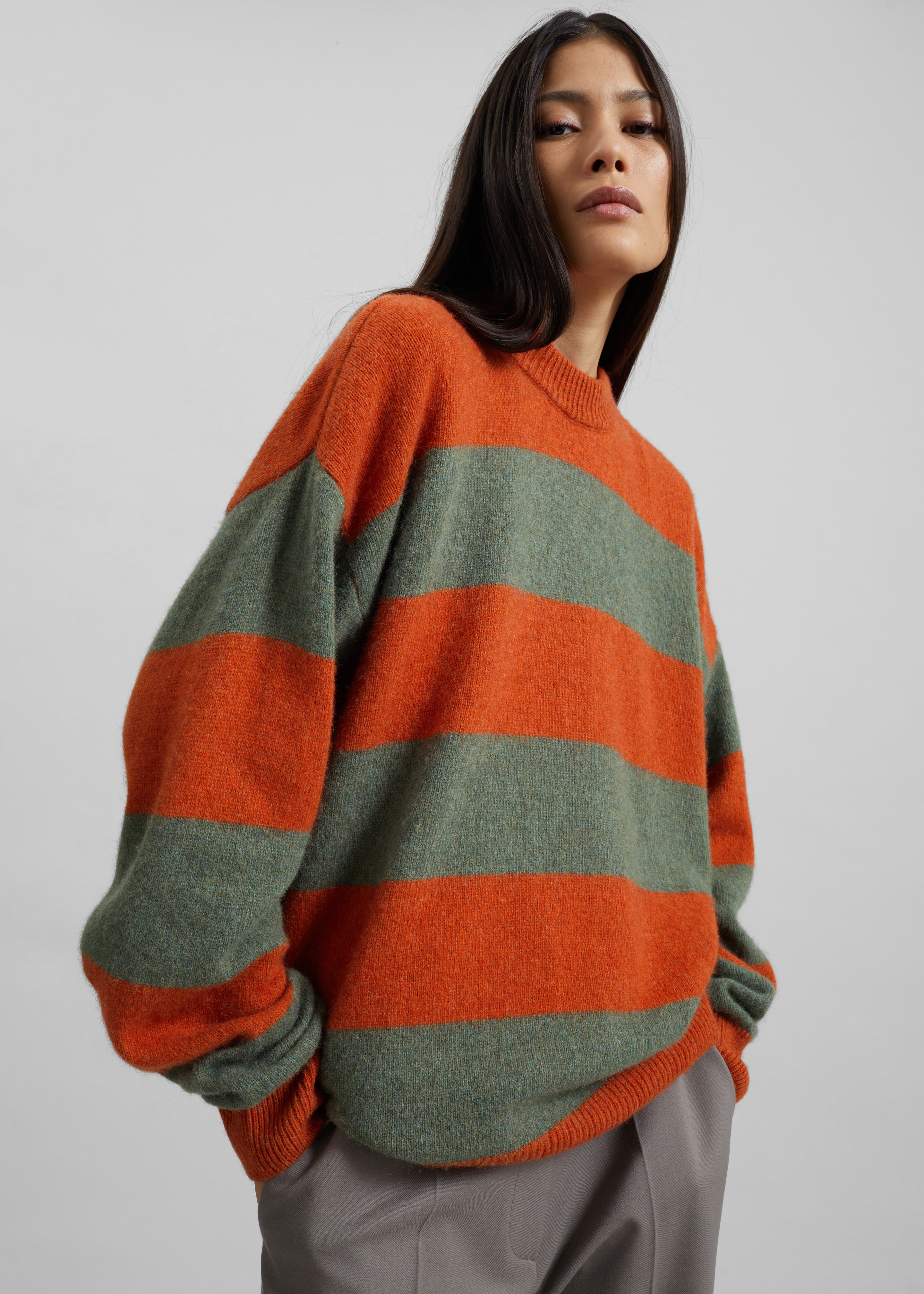 Amish Supplies Crewneck Sweater - Sage/Orange - 4