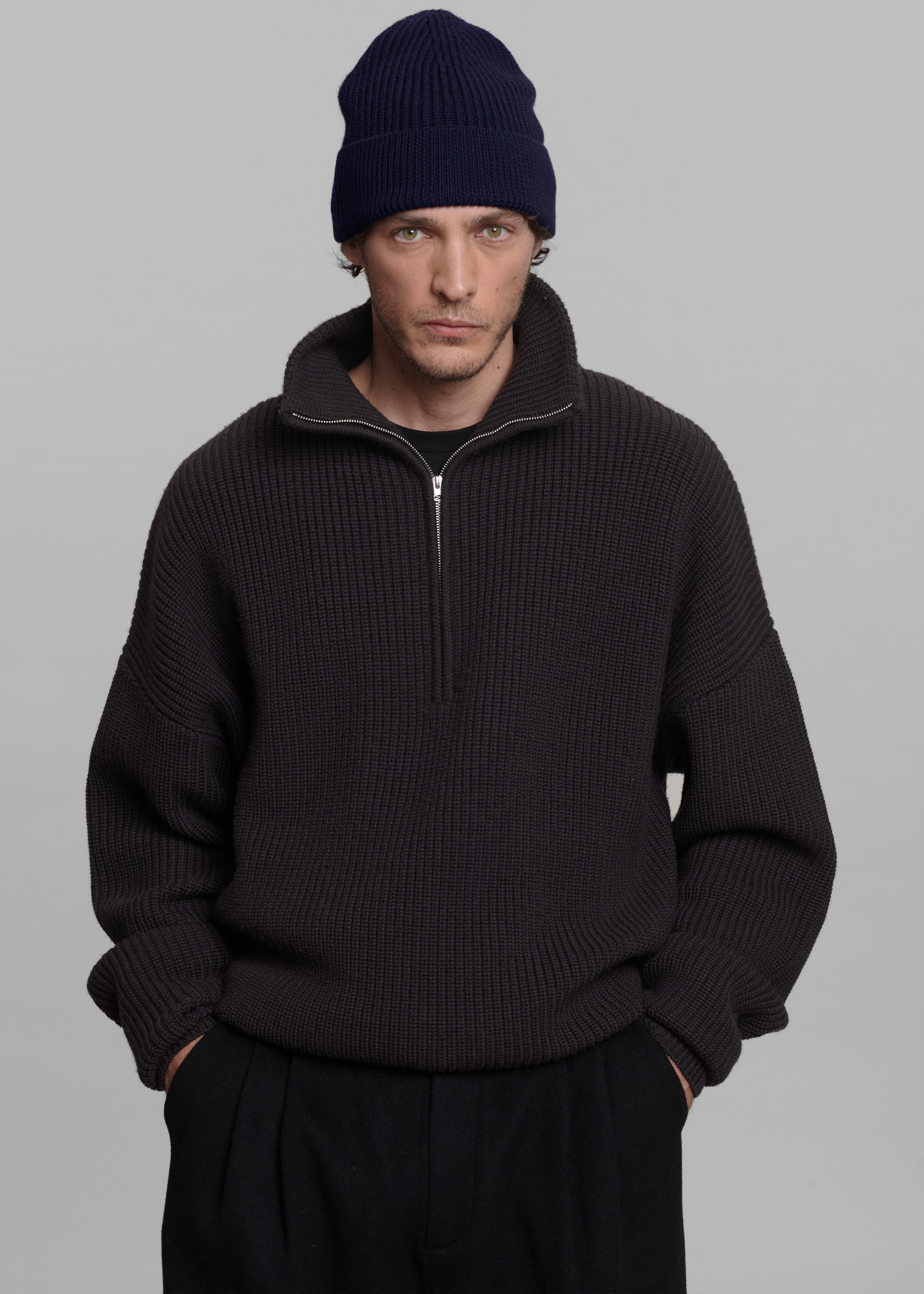 Amo Wool Beanie - Navy - 3