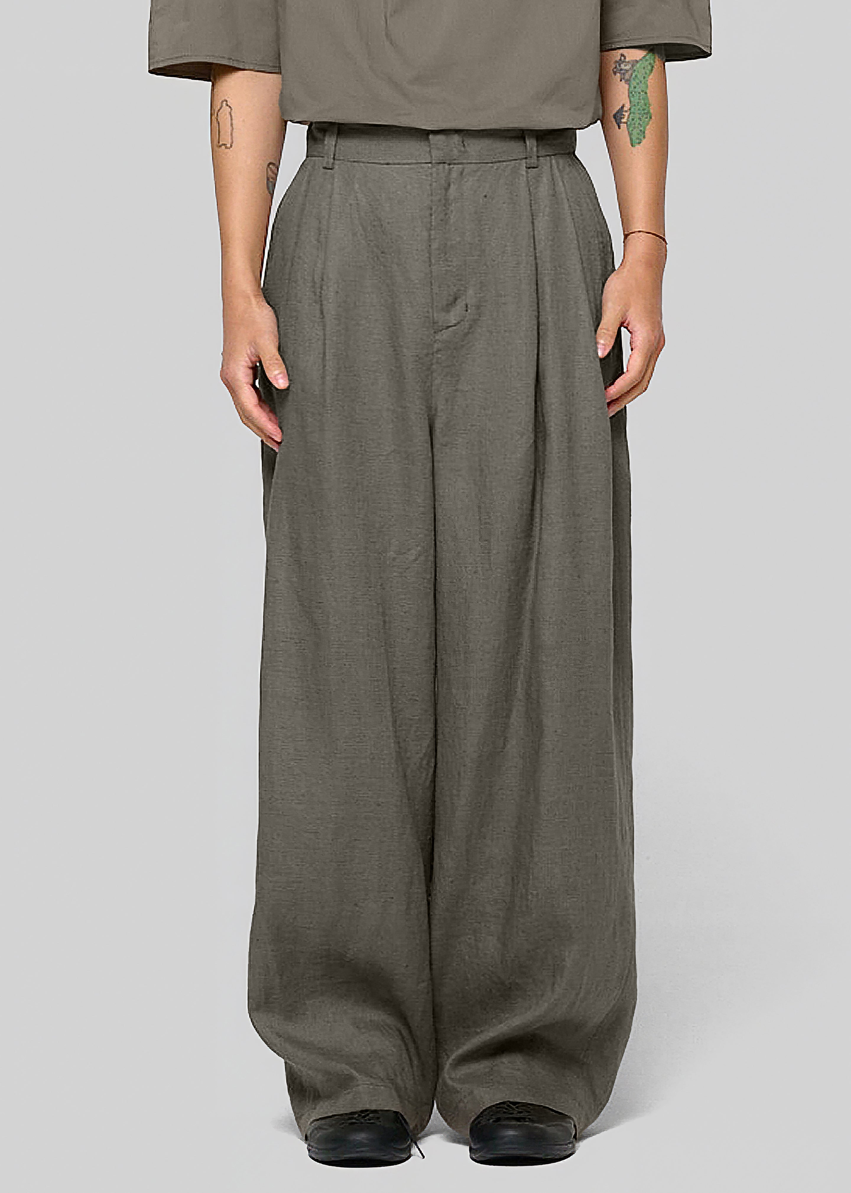 Amomento Linen Two Tuck Wide Pants - Khaki - 2