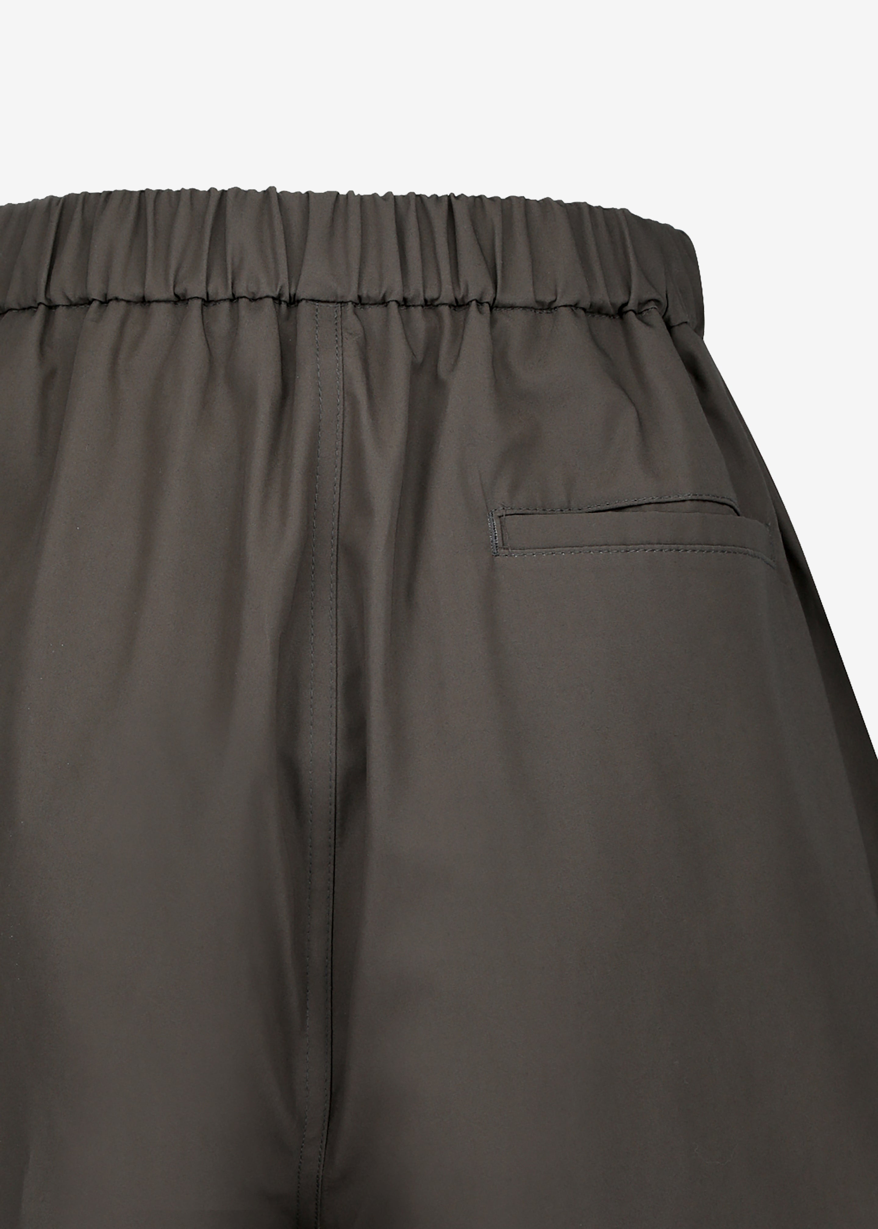 Amomento Two Tuck Wide Shorts - Brown - 10