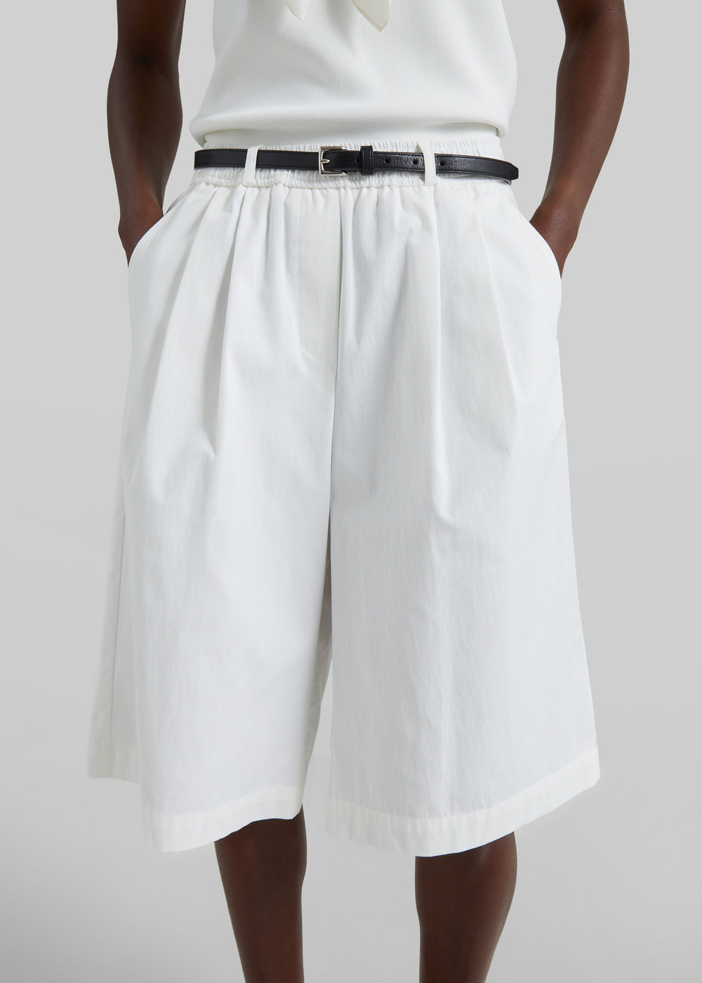 Arvert Bermuda Shorts - White - 1