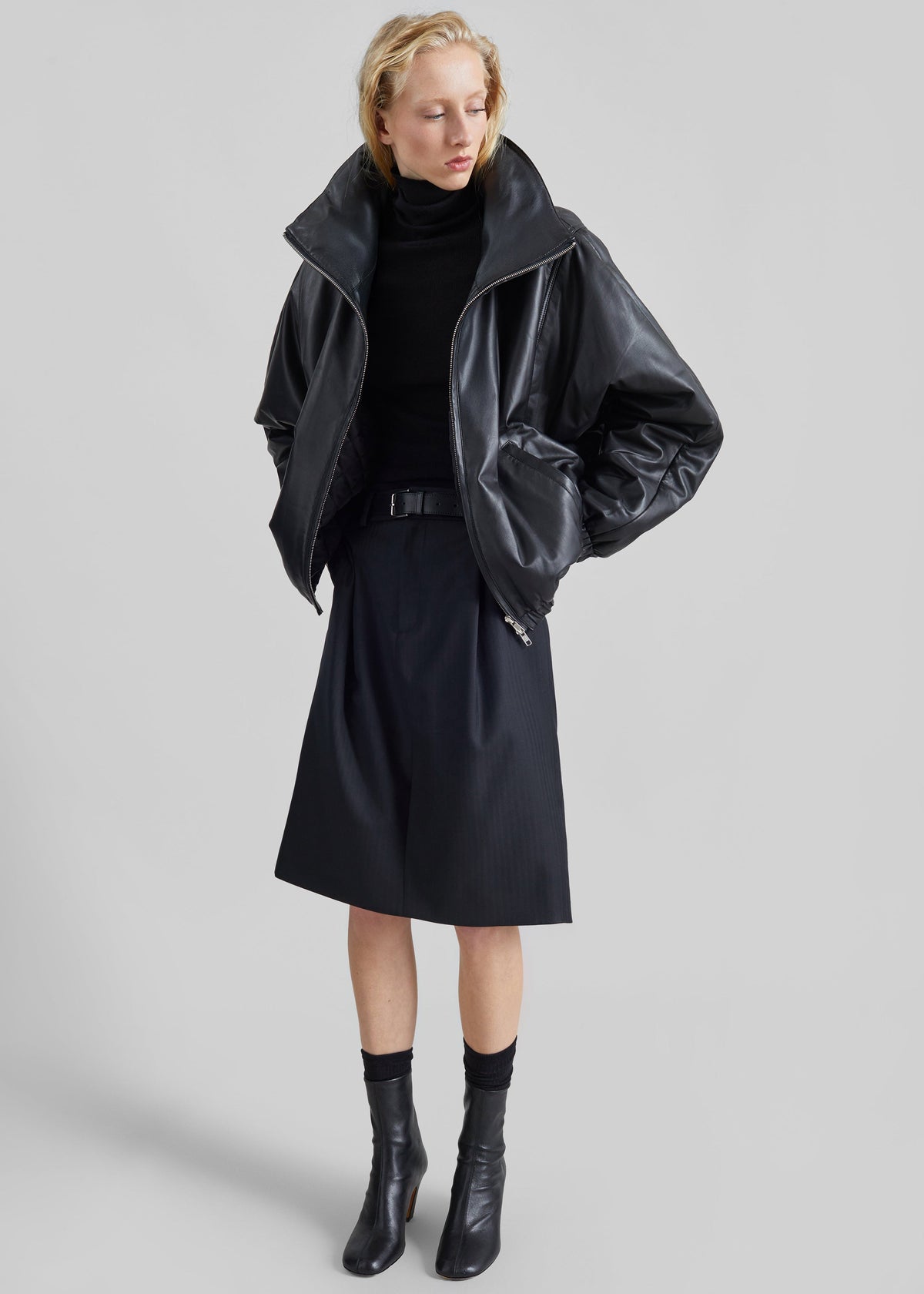 Bomber Assissi in pelle con collo a imbuto - Nero
