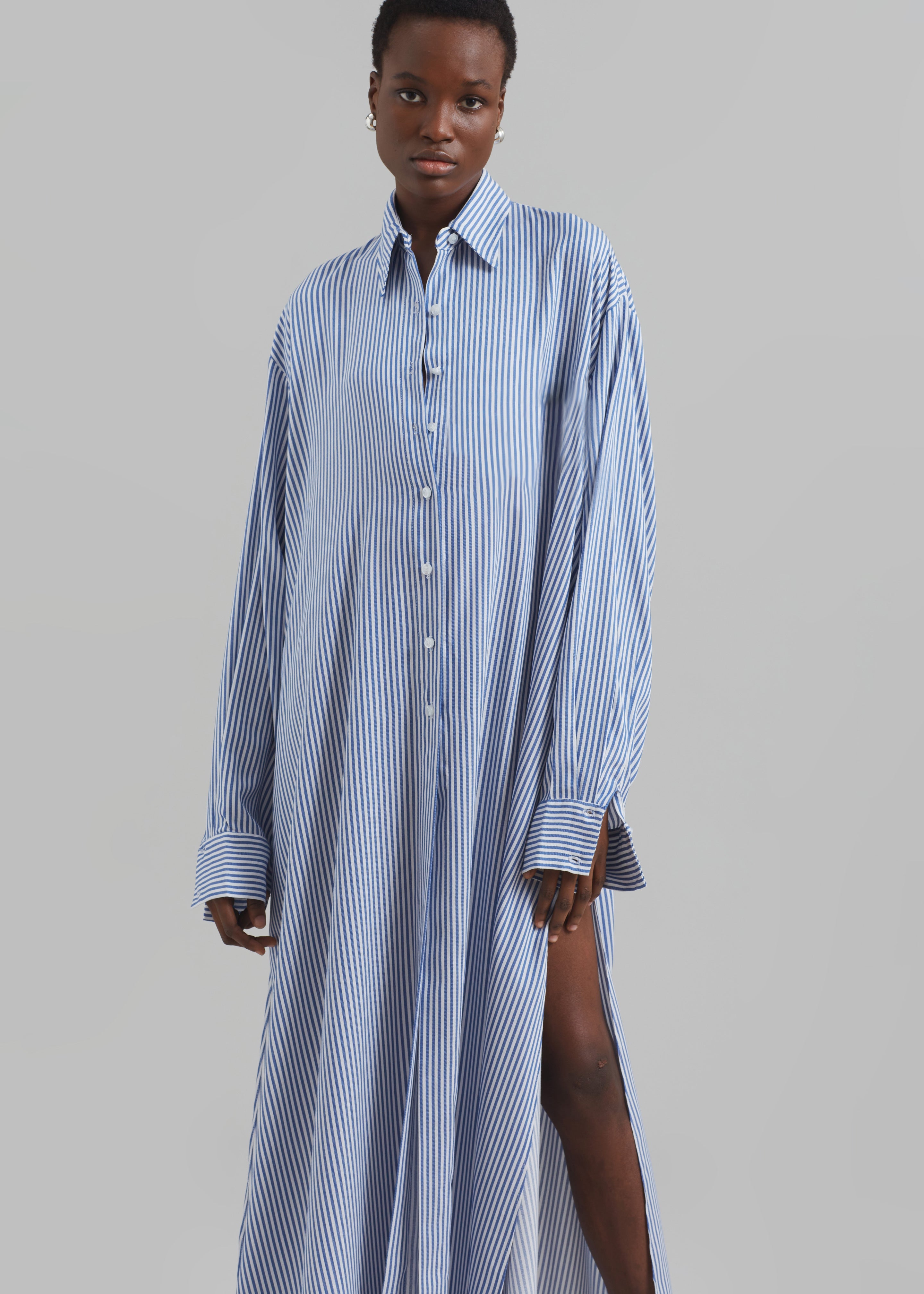 Avery Fluid Shirt Dress - White/Blue Stripe - 4