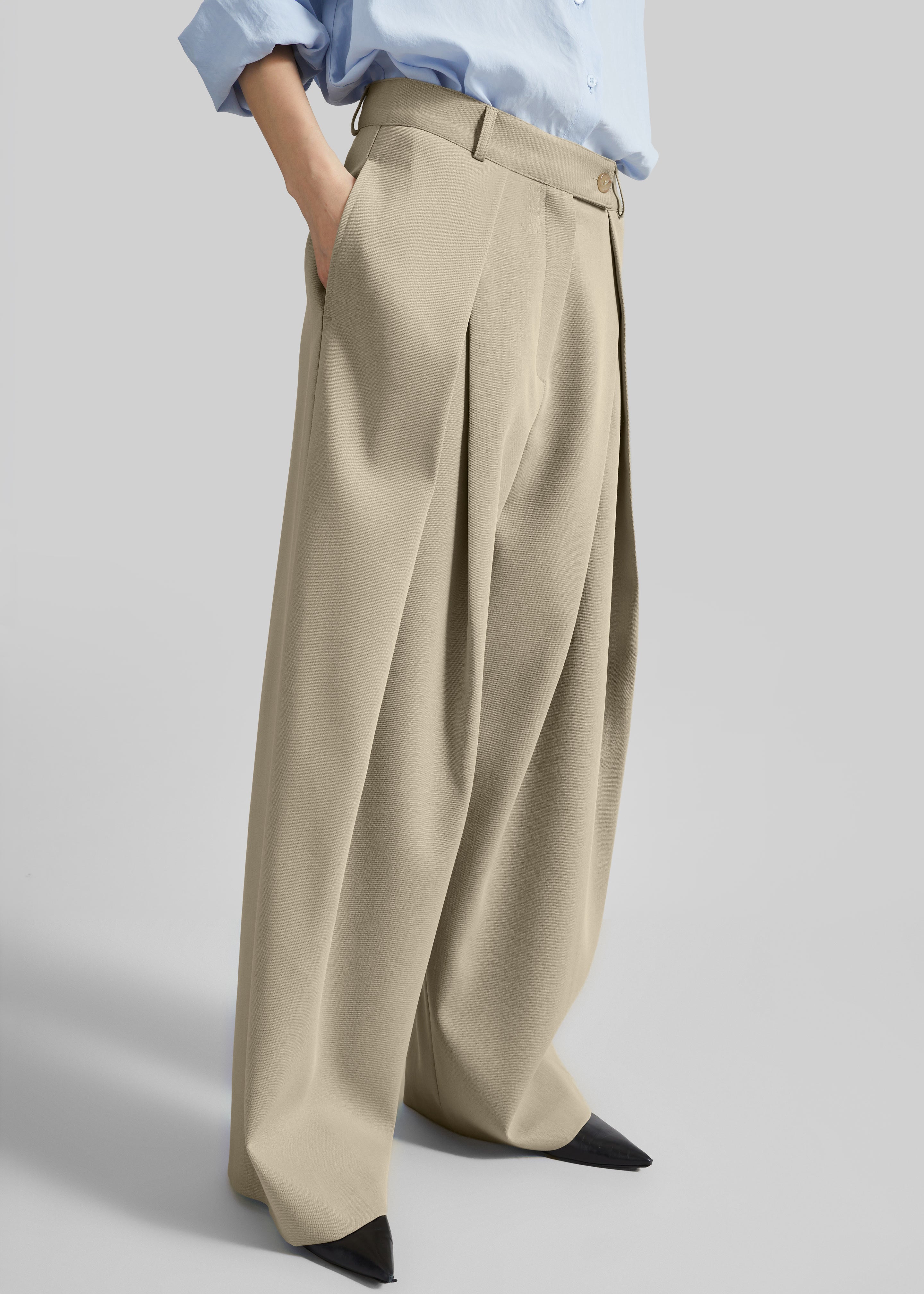 Avray Pleated Trousers - Beige - 4