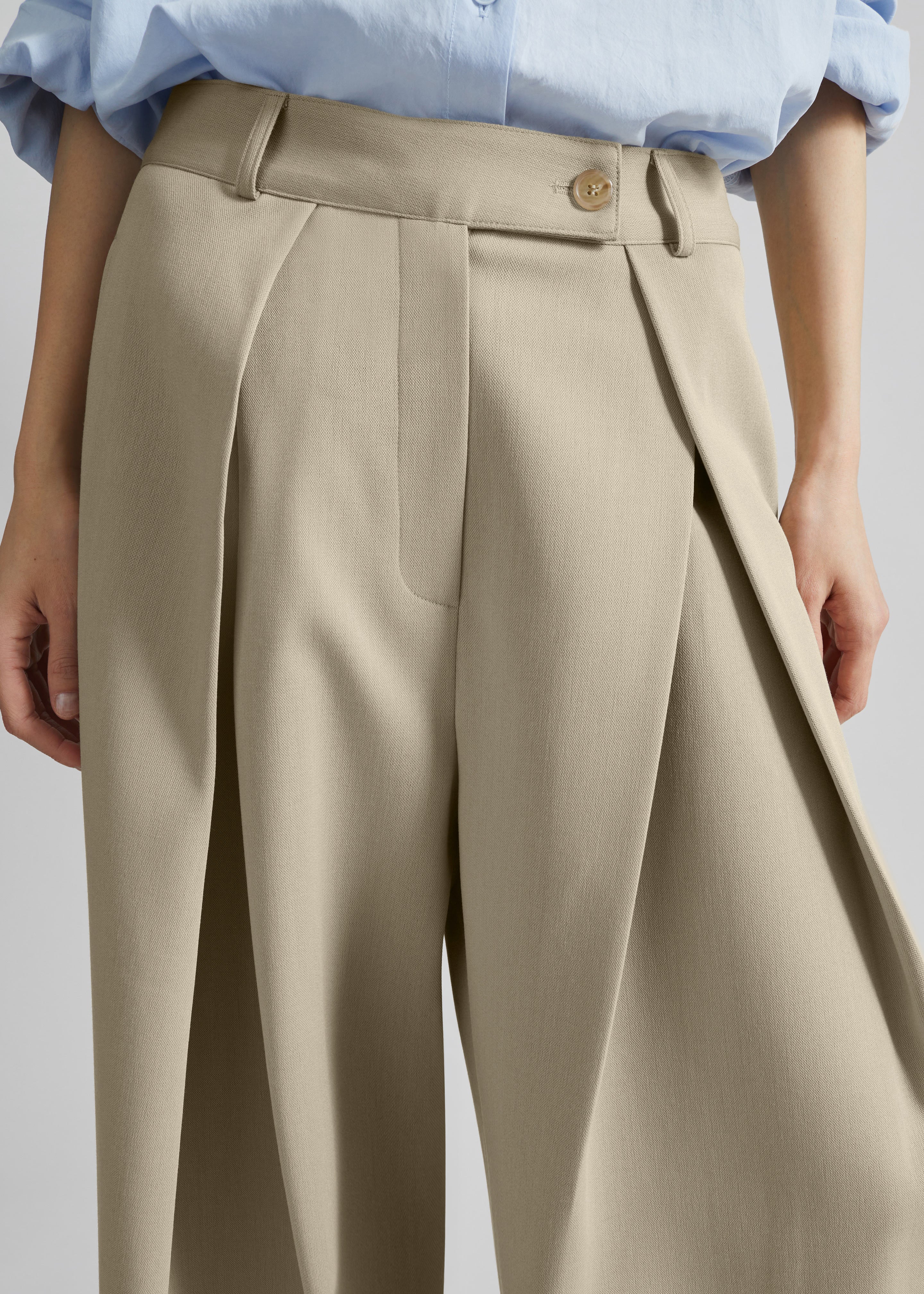 Avray Pleated Trousers - Beige - 3