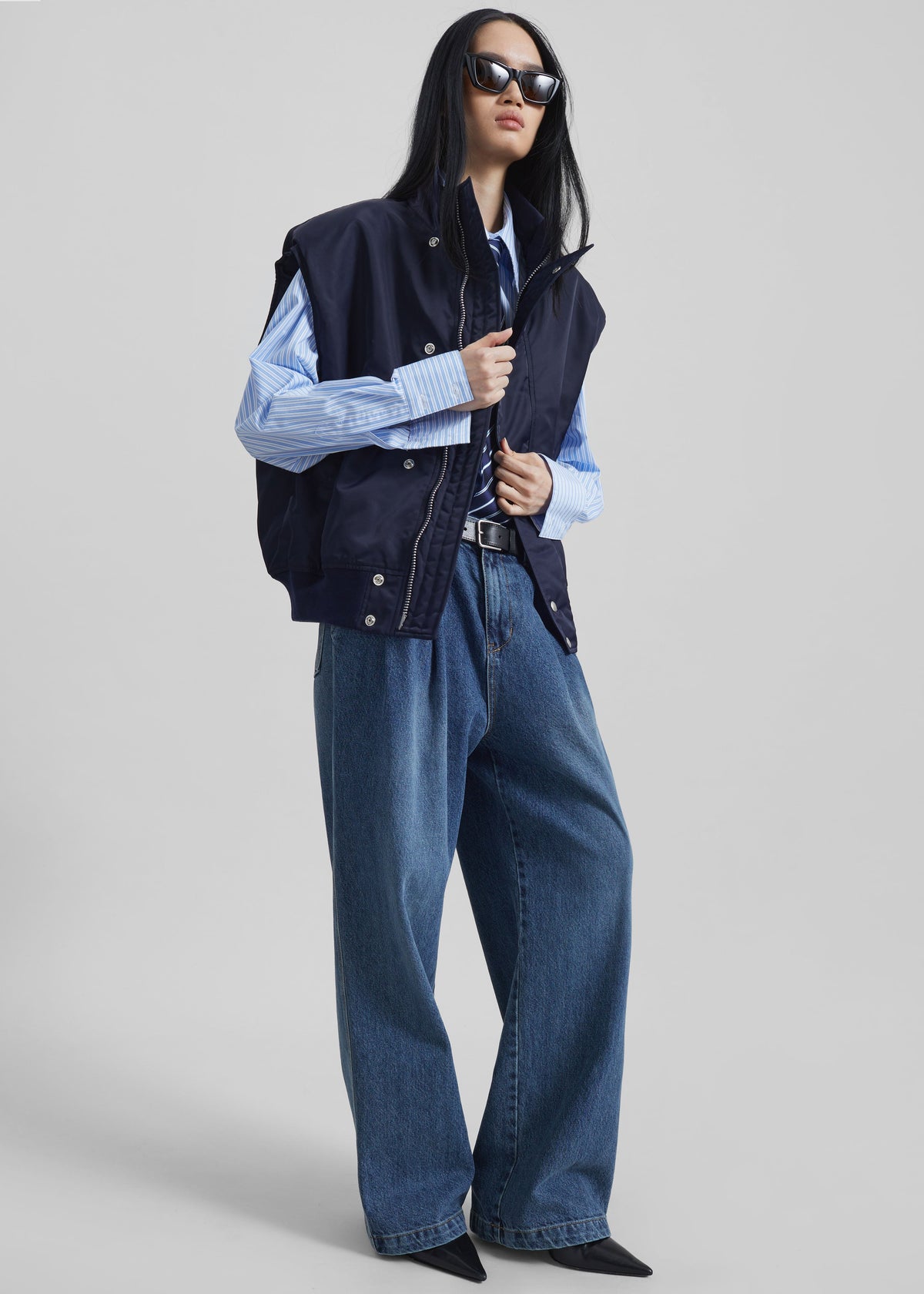 Aysen Sleeveless Bomber Jacket - Navy - 5