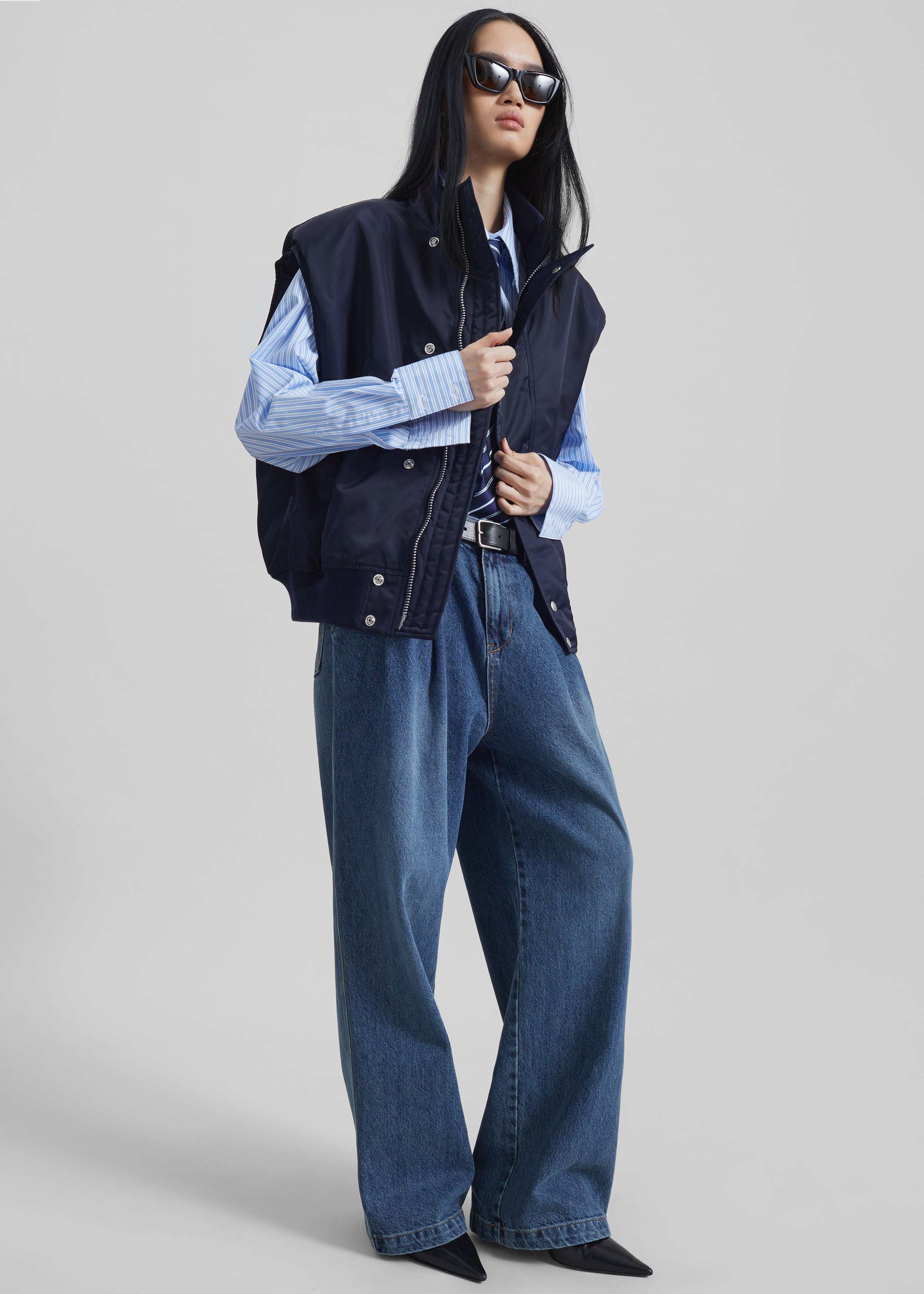 Aysen Sleeveless Bomber Jacket - Navy - 5