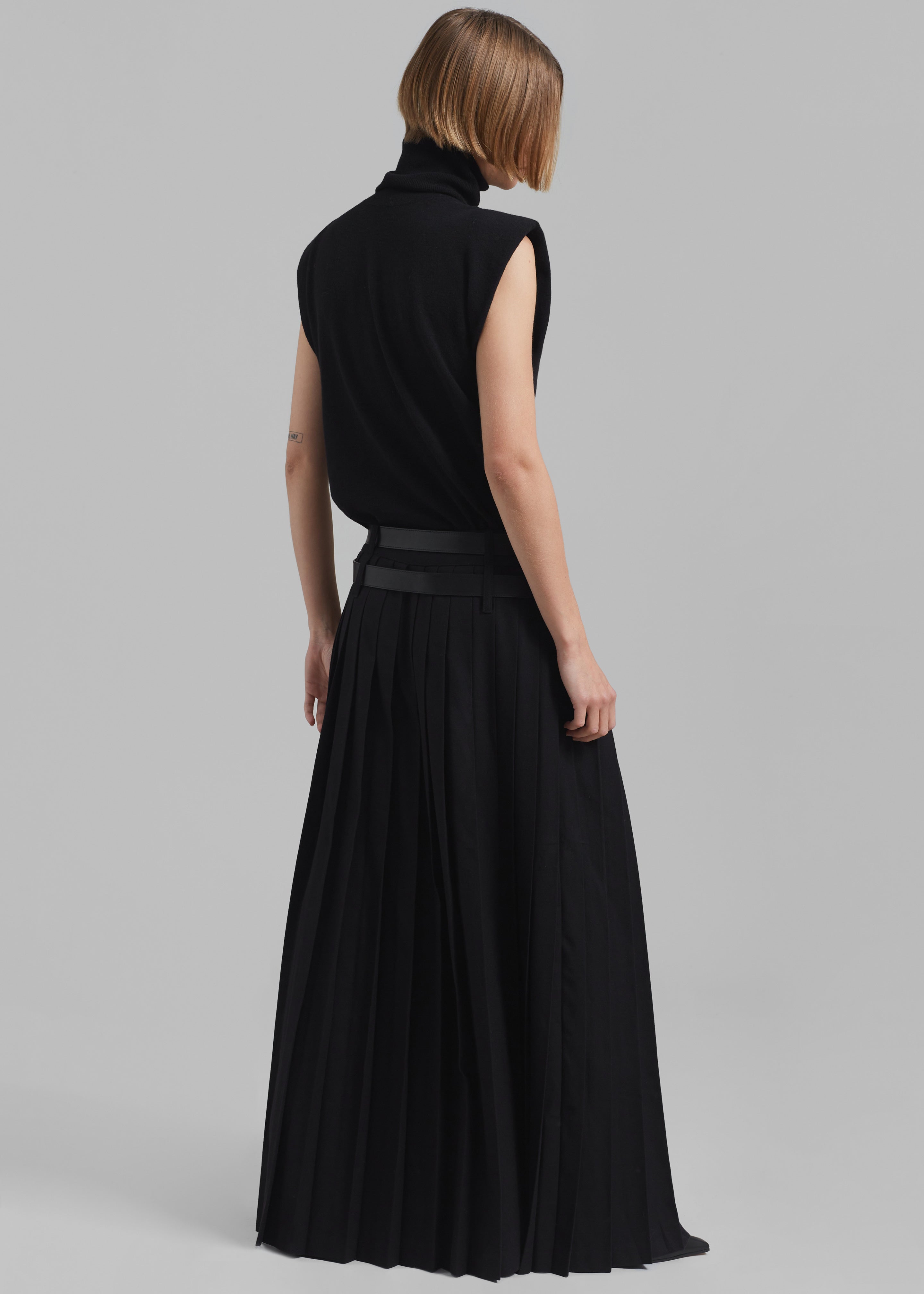 Bailey Long Pleated Skirt - Black - 7