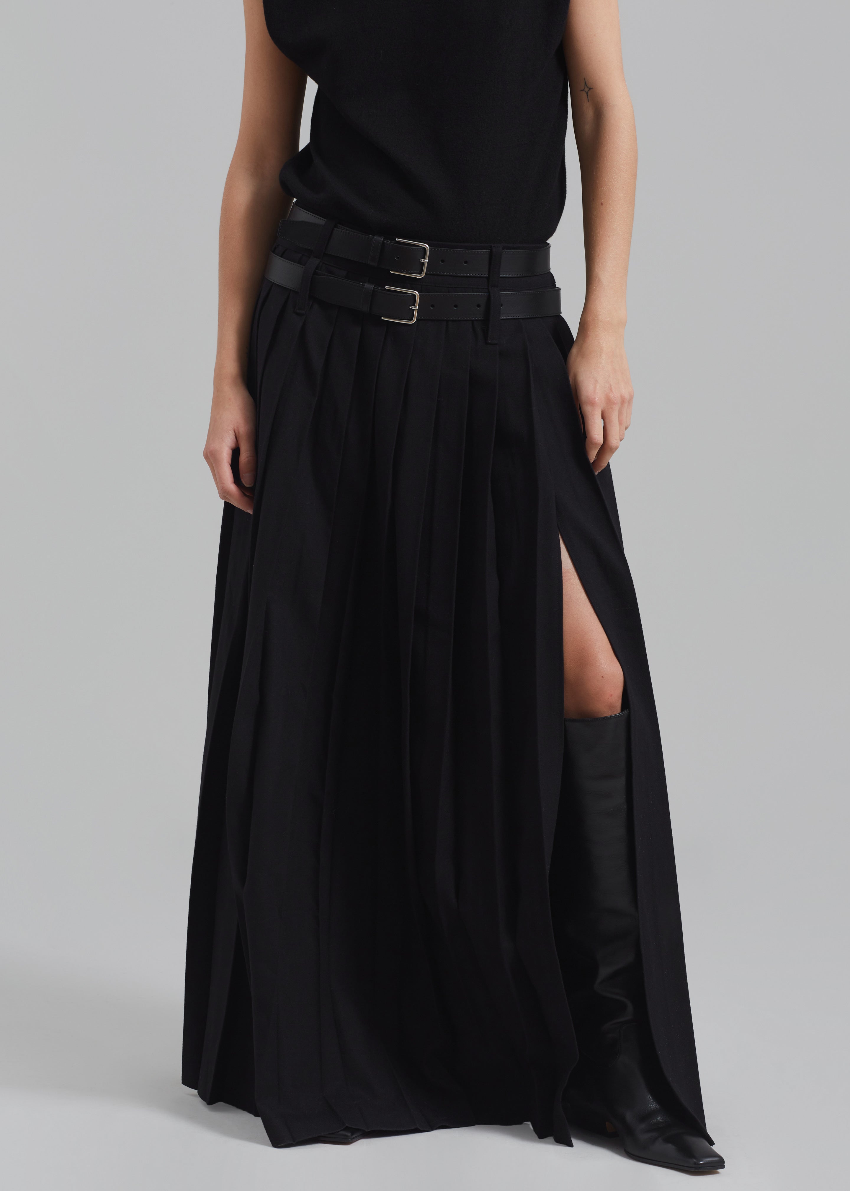 Bailey Long Pleated Skirt - Black - 2