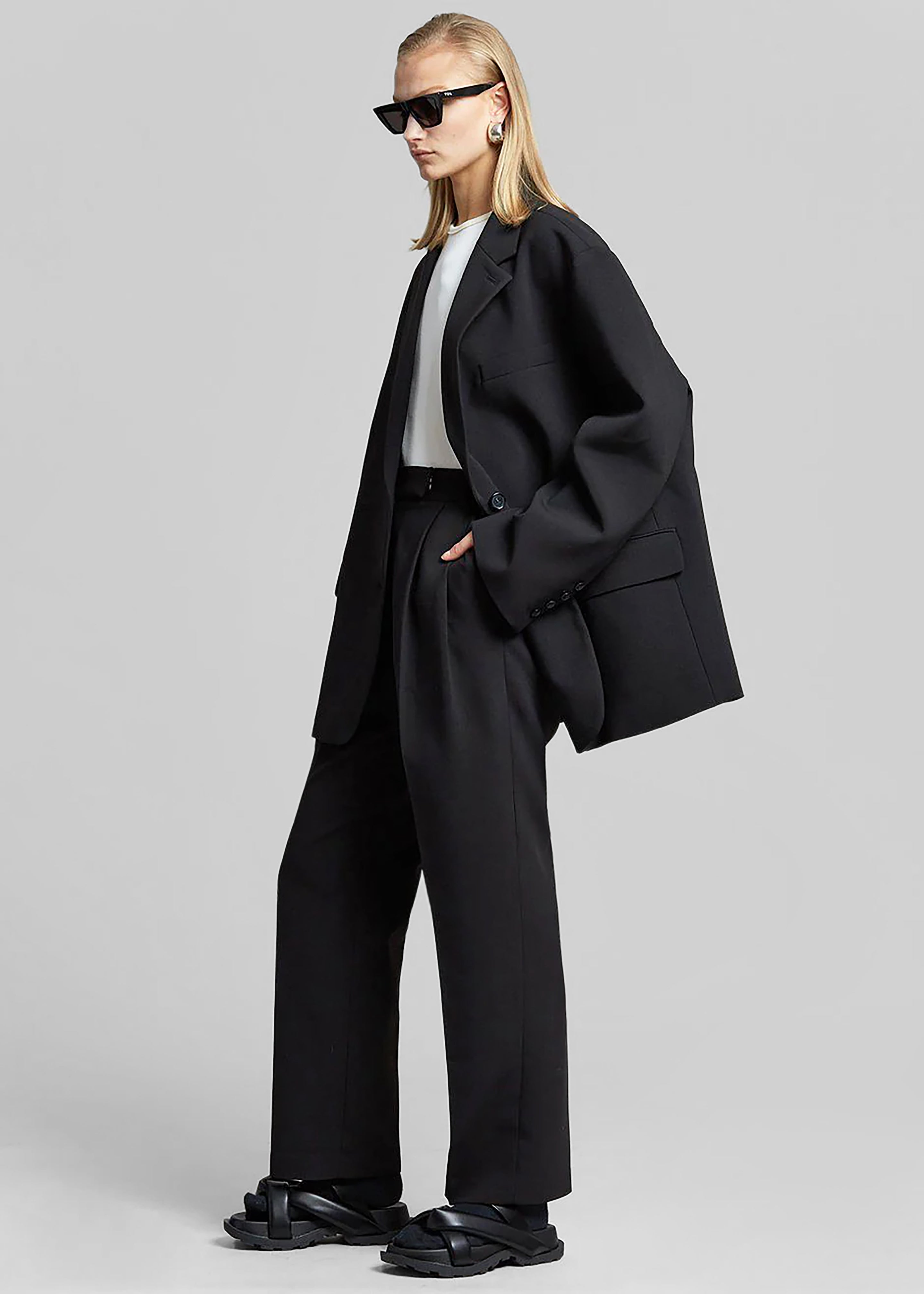 Bea Blazer - Black - 10