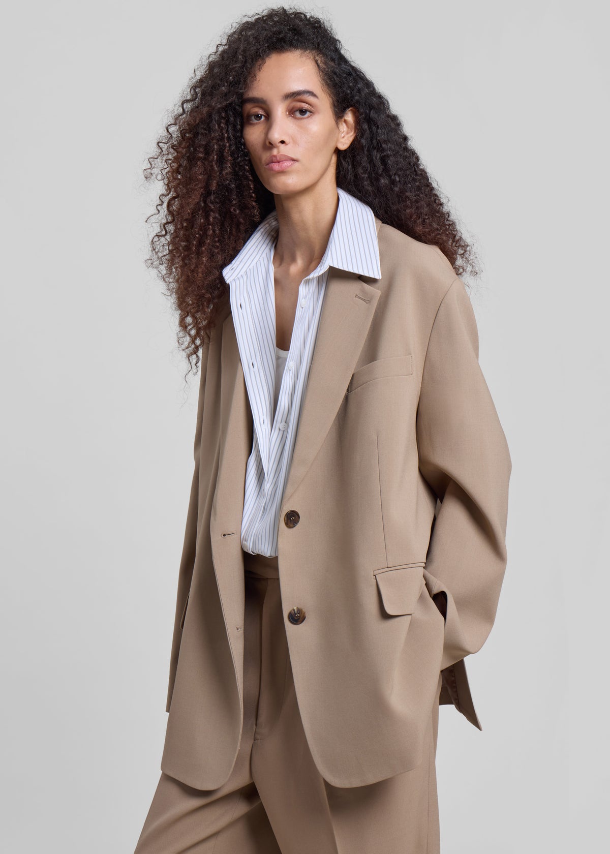 Bea Blazer - Latte - 4