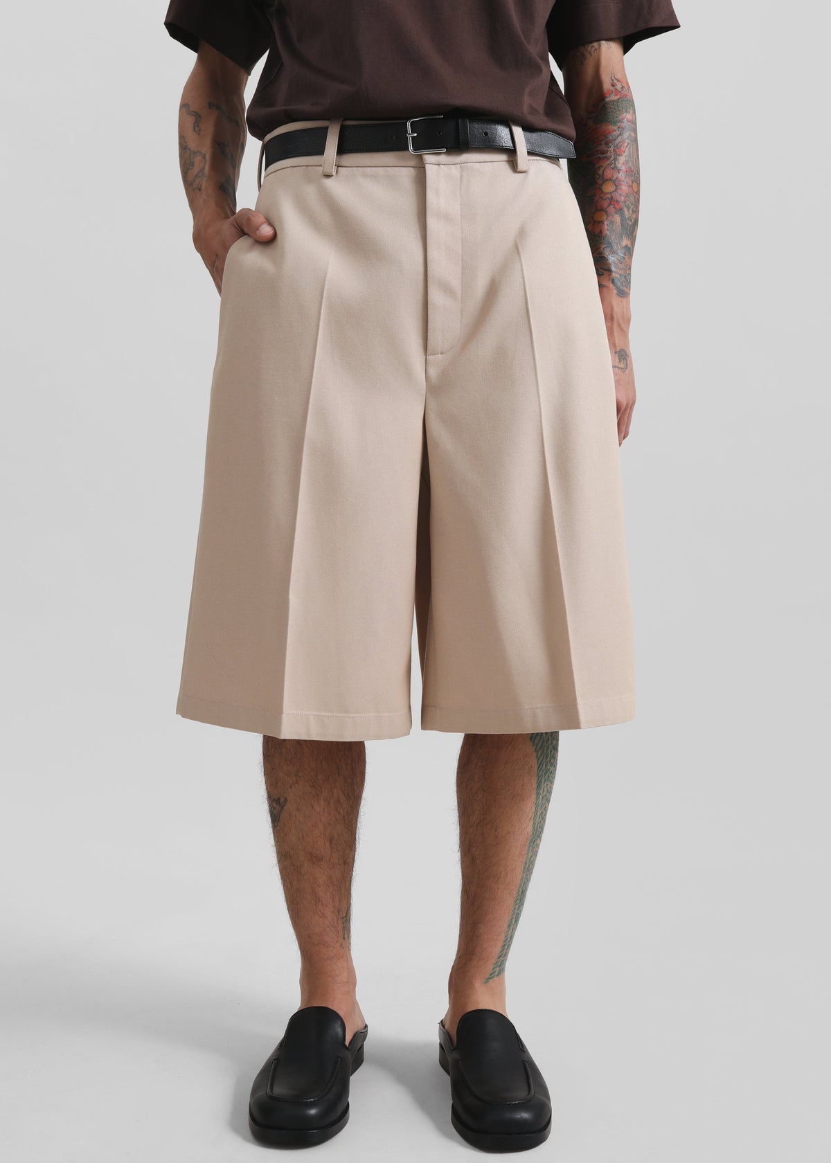Belgrave Bermuda Shorts - Beige - 4