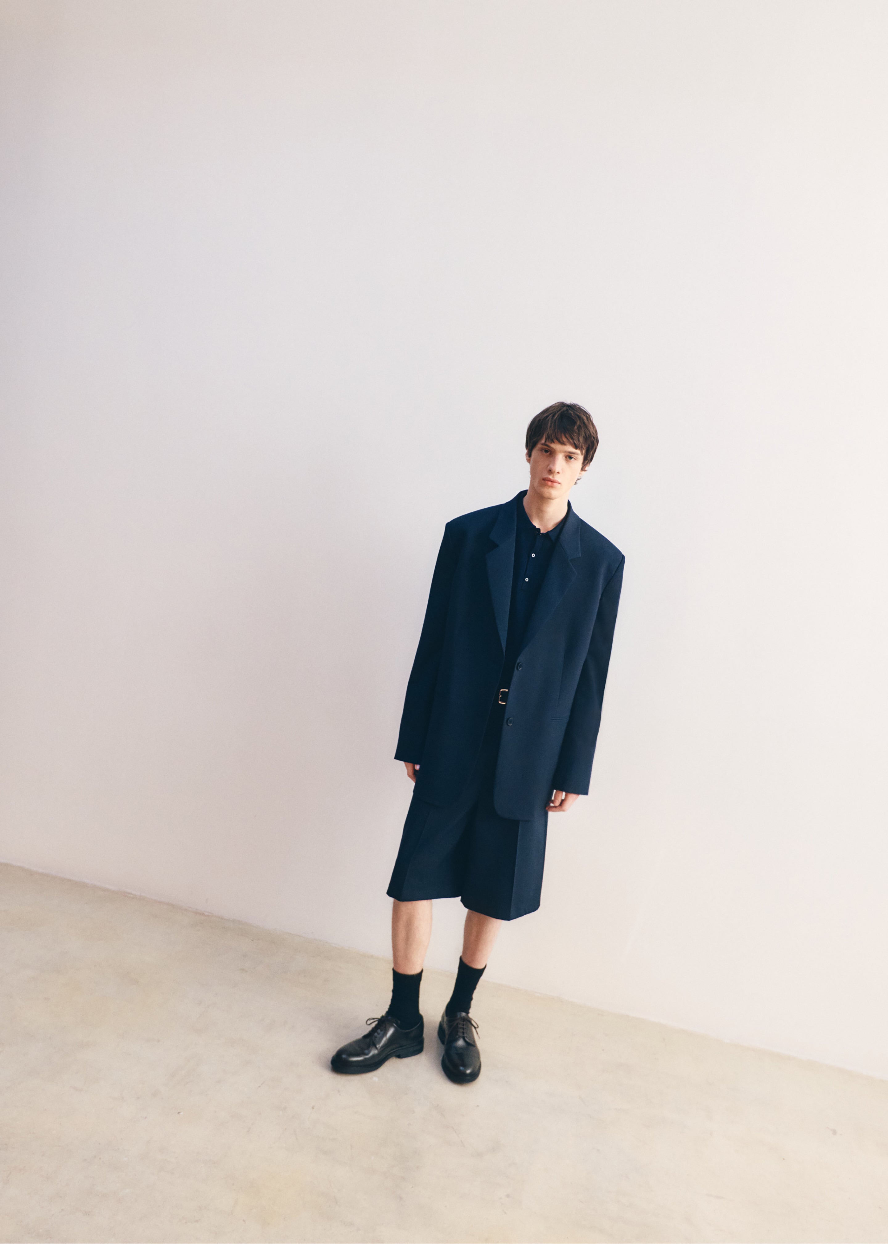 Belgrave Bermuda Shorts - Navy - 6