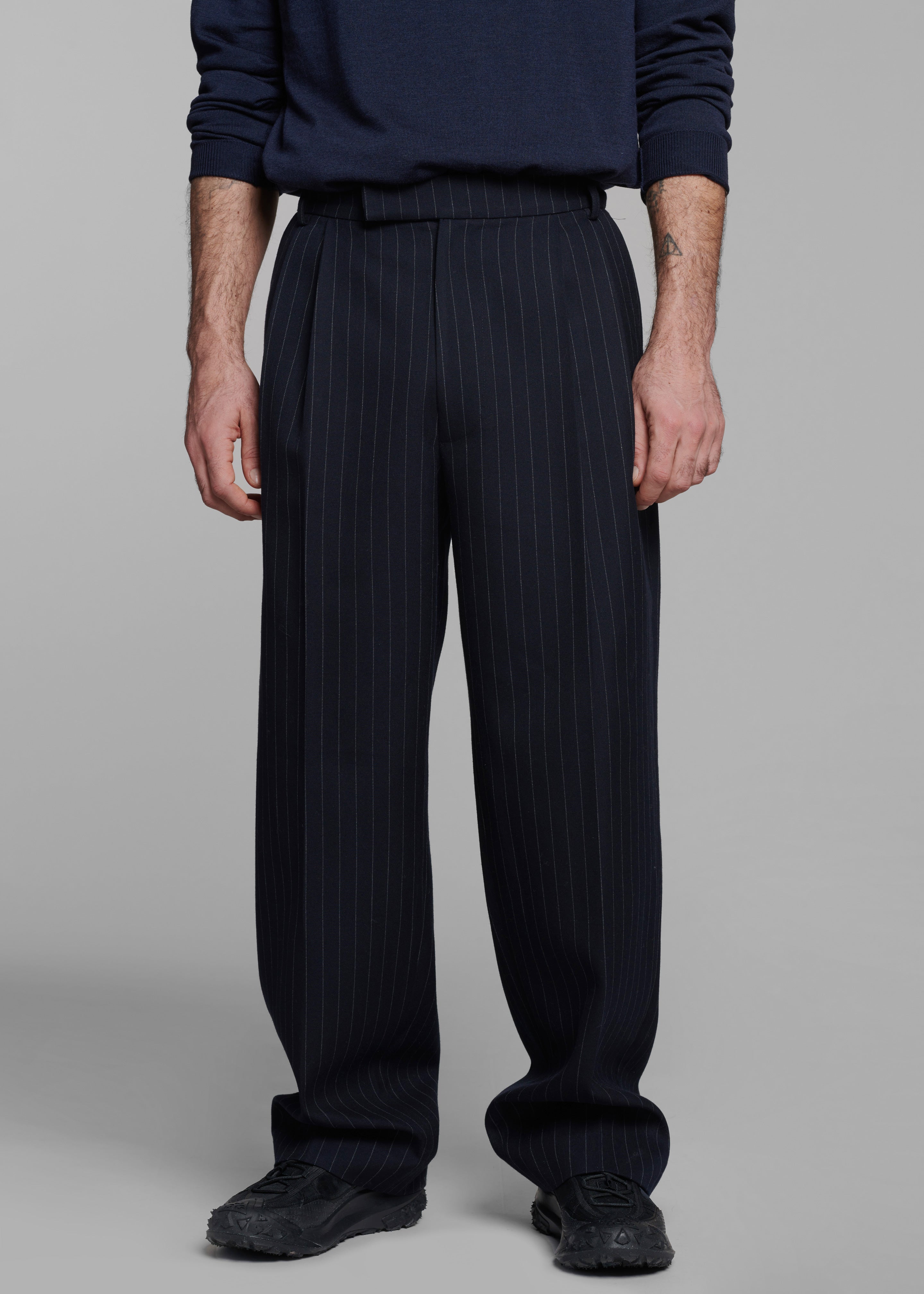 Beo Suit Pants - Navy/White Pinstripe - 6