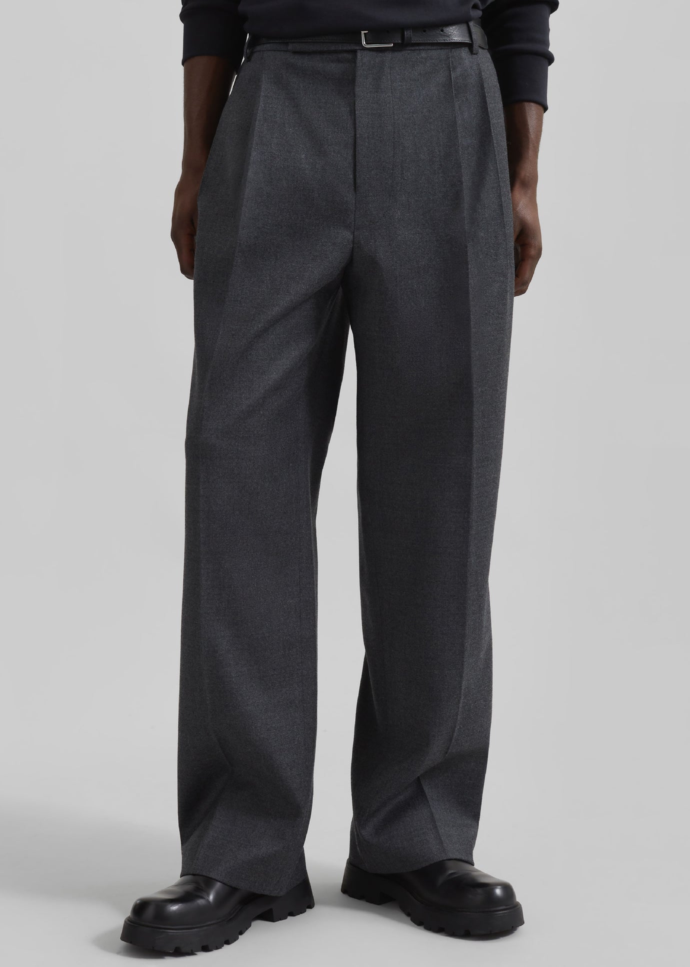 Beo Wool Flannel Suit Pants - Charcoal