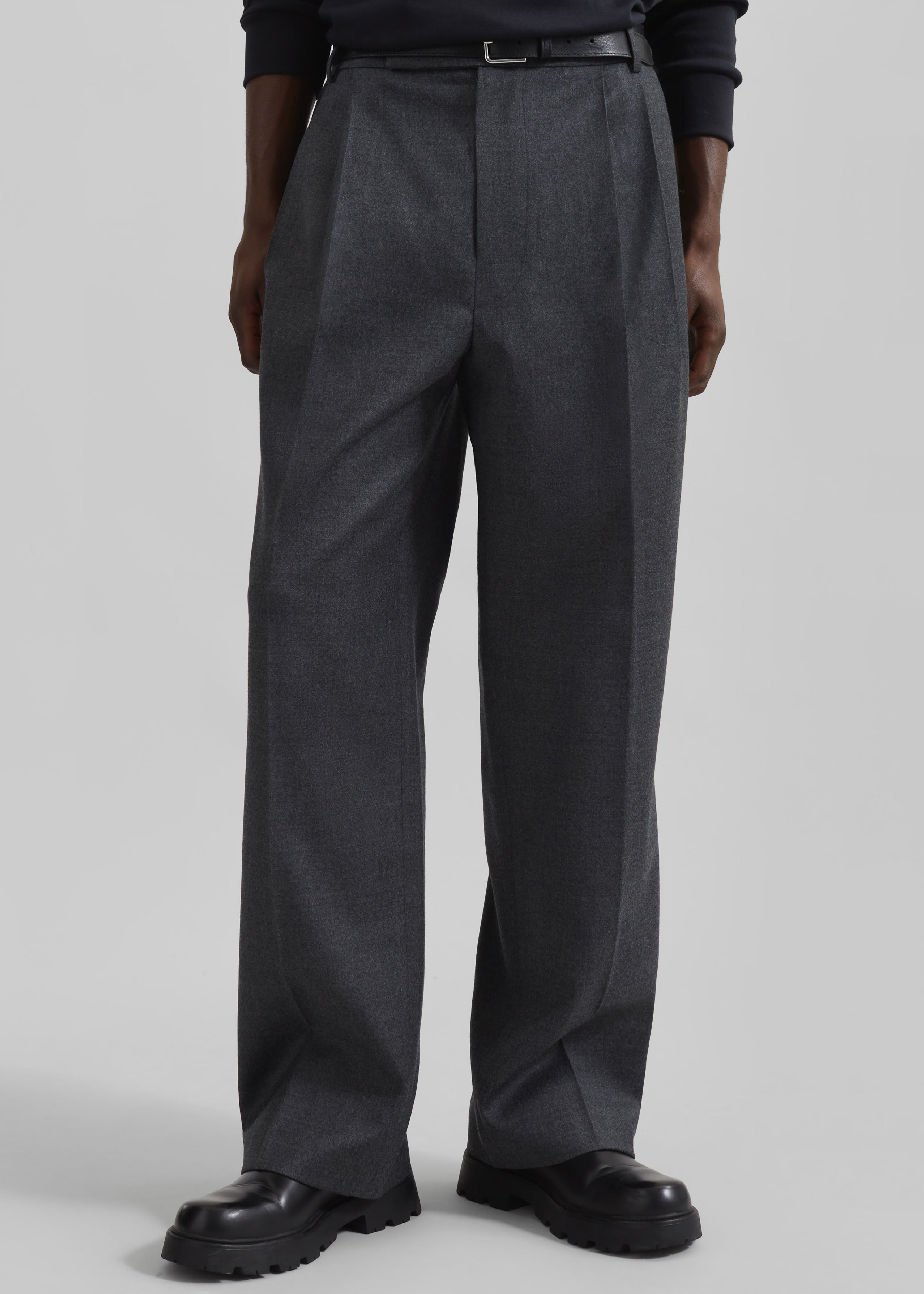 Beo Wool Flannel Suit Pants - Charcoal - 1