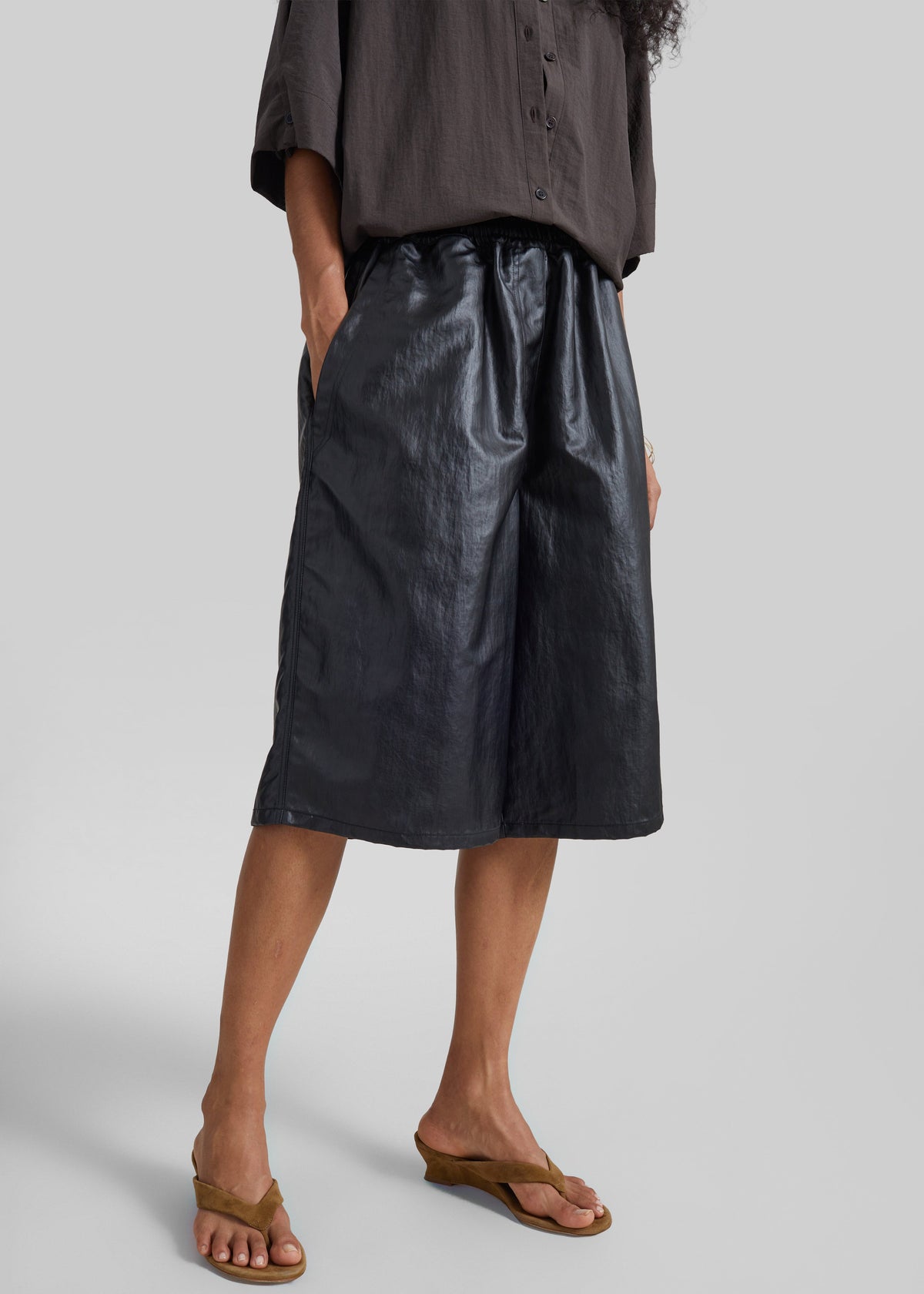 Beslon Leather-Effect Bermuda Shorts - Black - 2