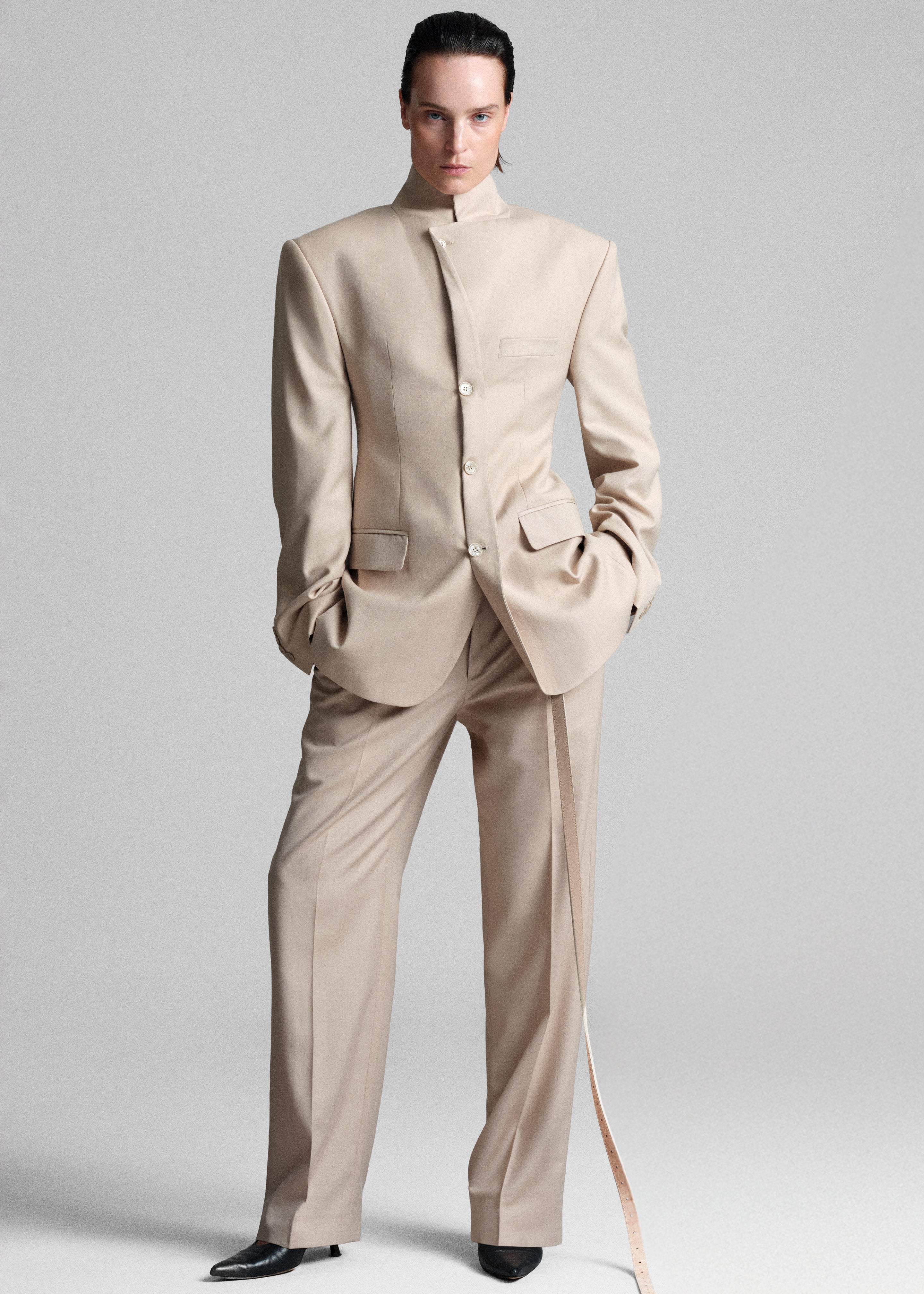 Bettter Folded Blazer - Beige - 2