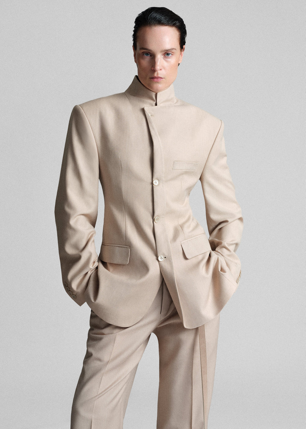 Bettter Folded Blazer - Beige