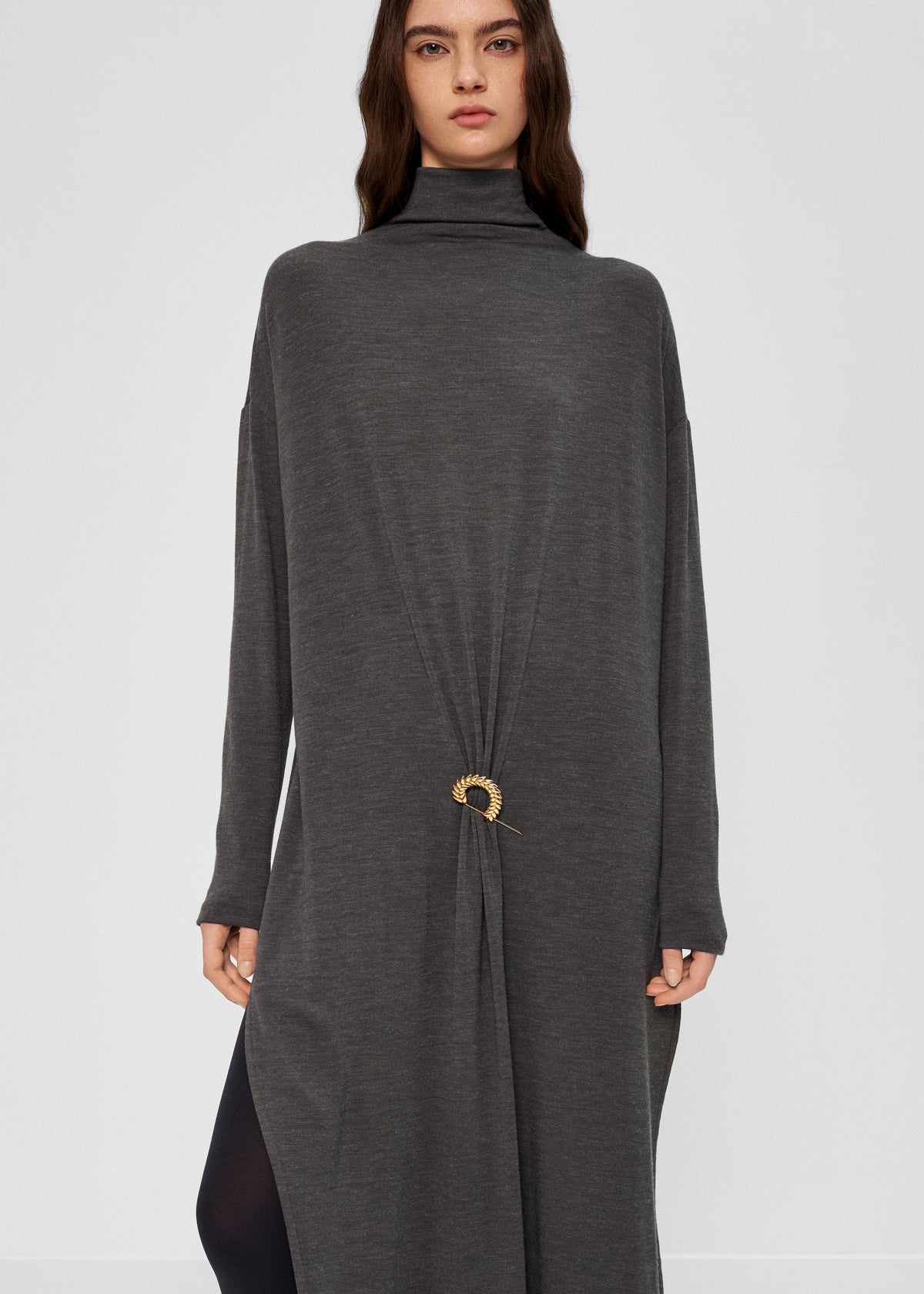 Bevza Brooch Dress - Dark Grey - 1