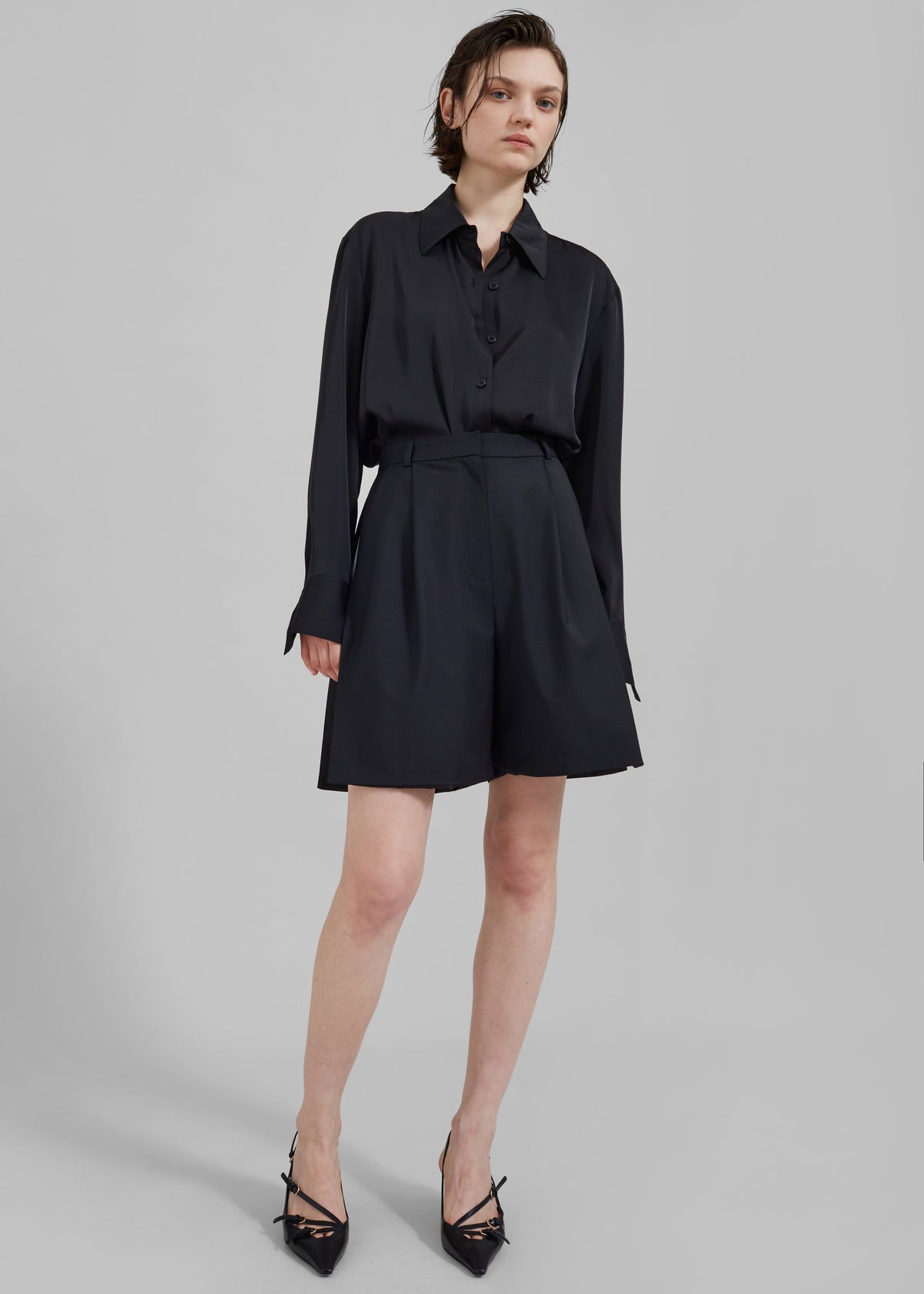 Bevza Shorts With Slits - Black - 4