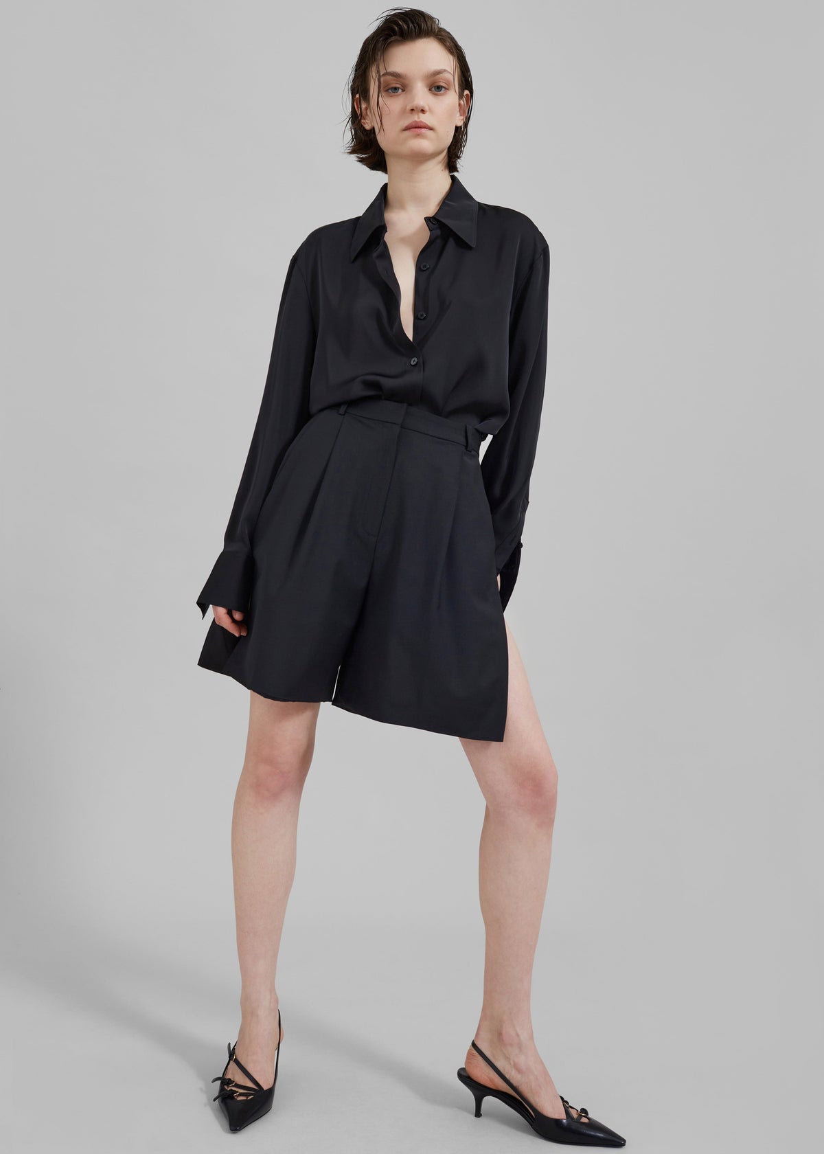 Bevza Shorts With Slits - Black - 1
