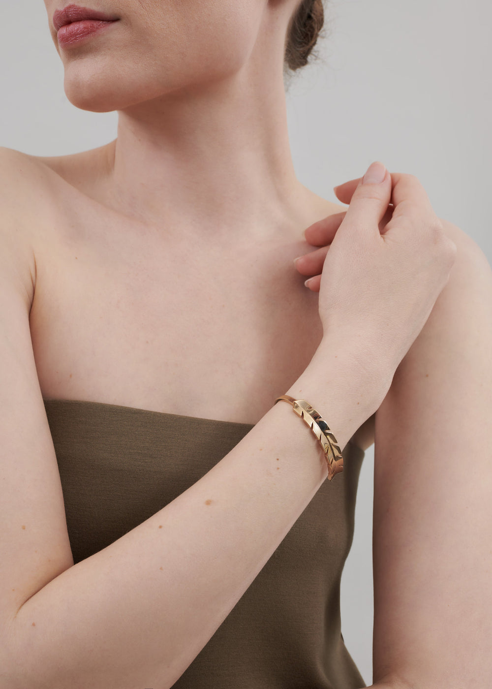 Bevza Spikelet Cuff Bracelet - Gold