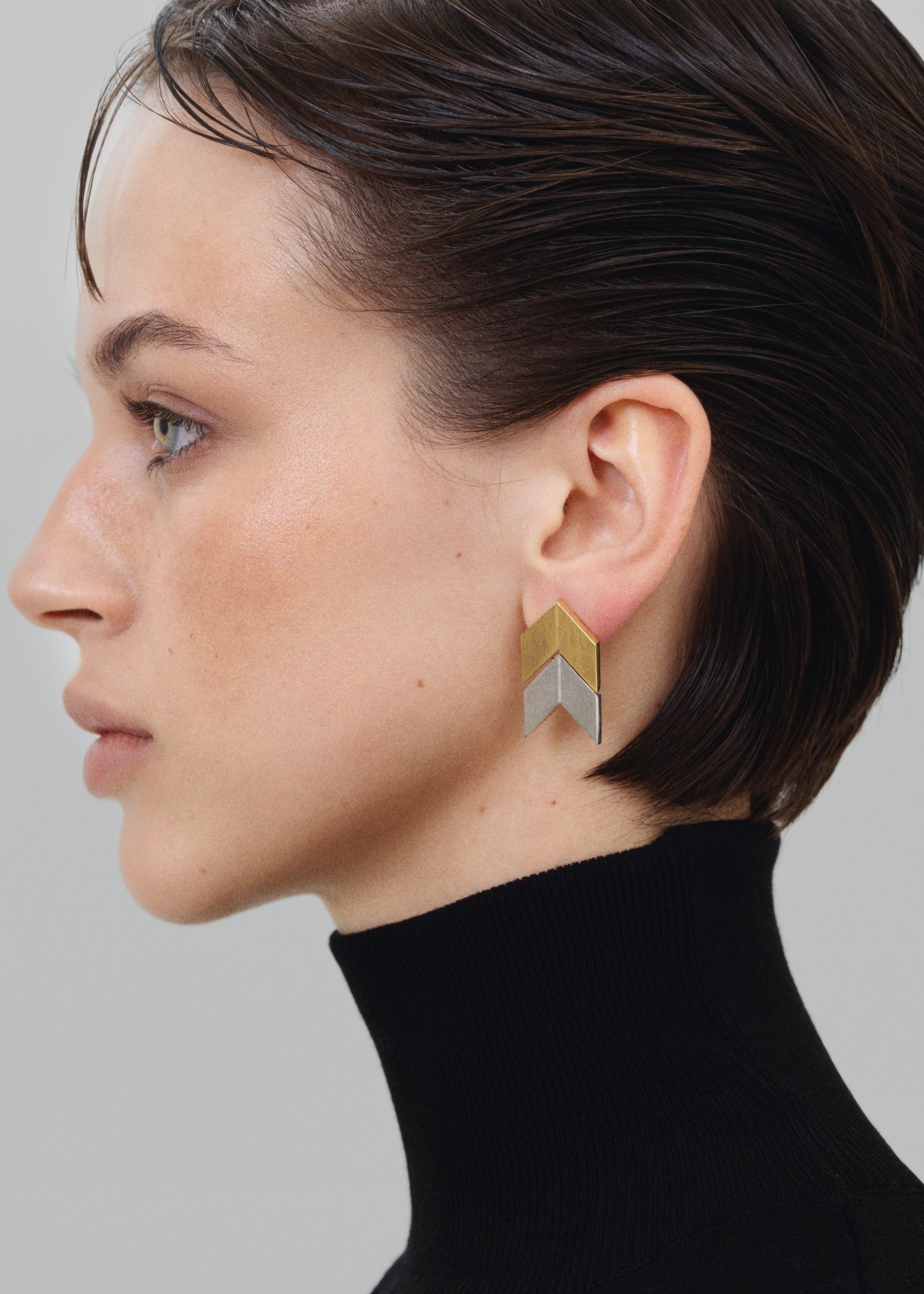 Bevza Two-Color Grains Earrings - Gold/Silver
