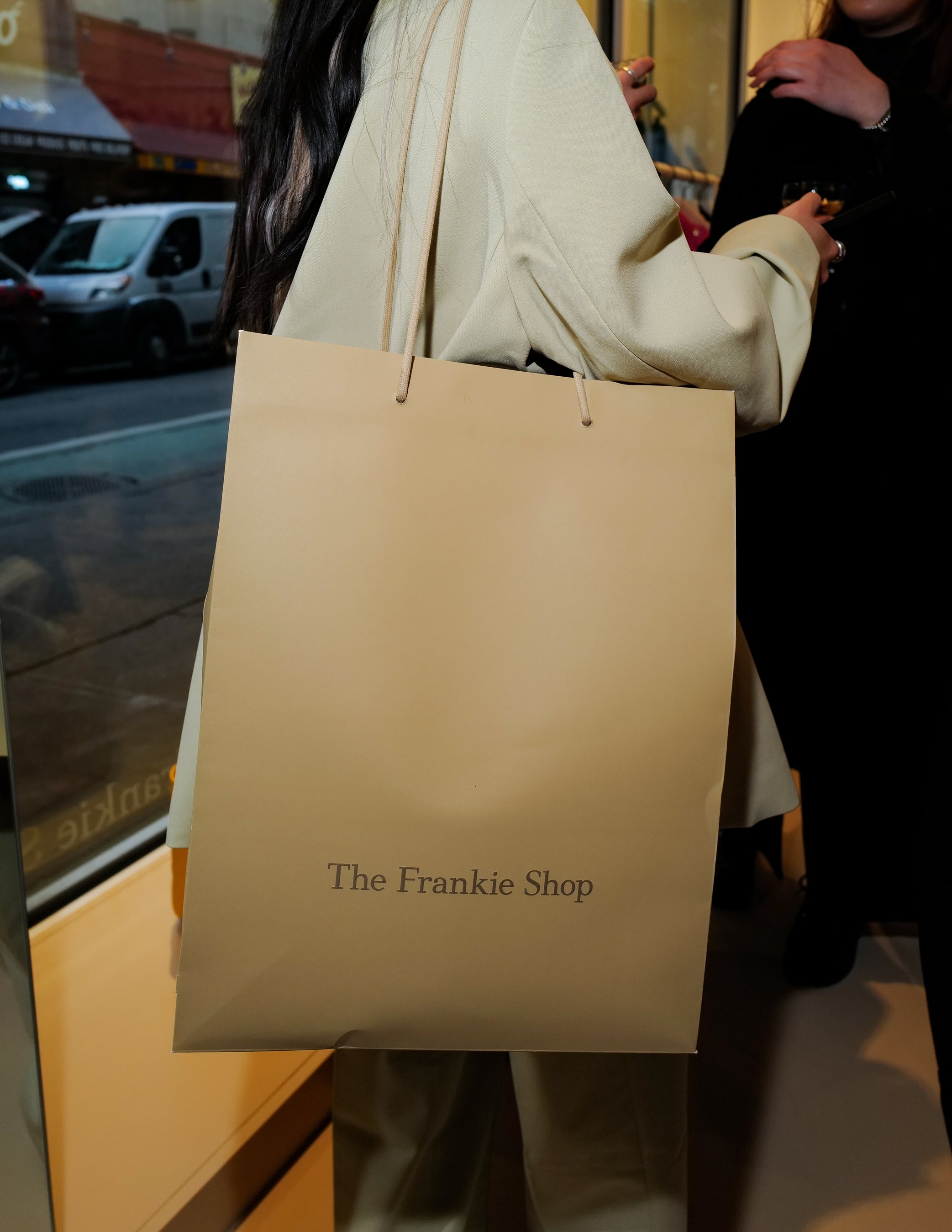 Image of the Frankie Shop shopping bag.