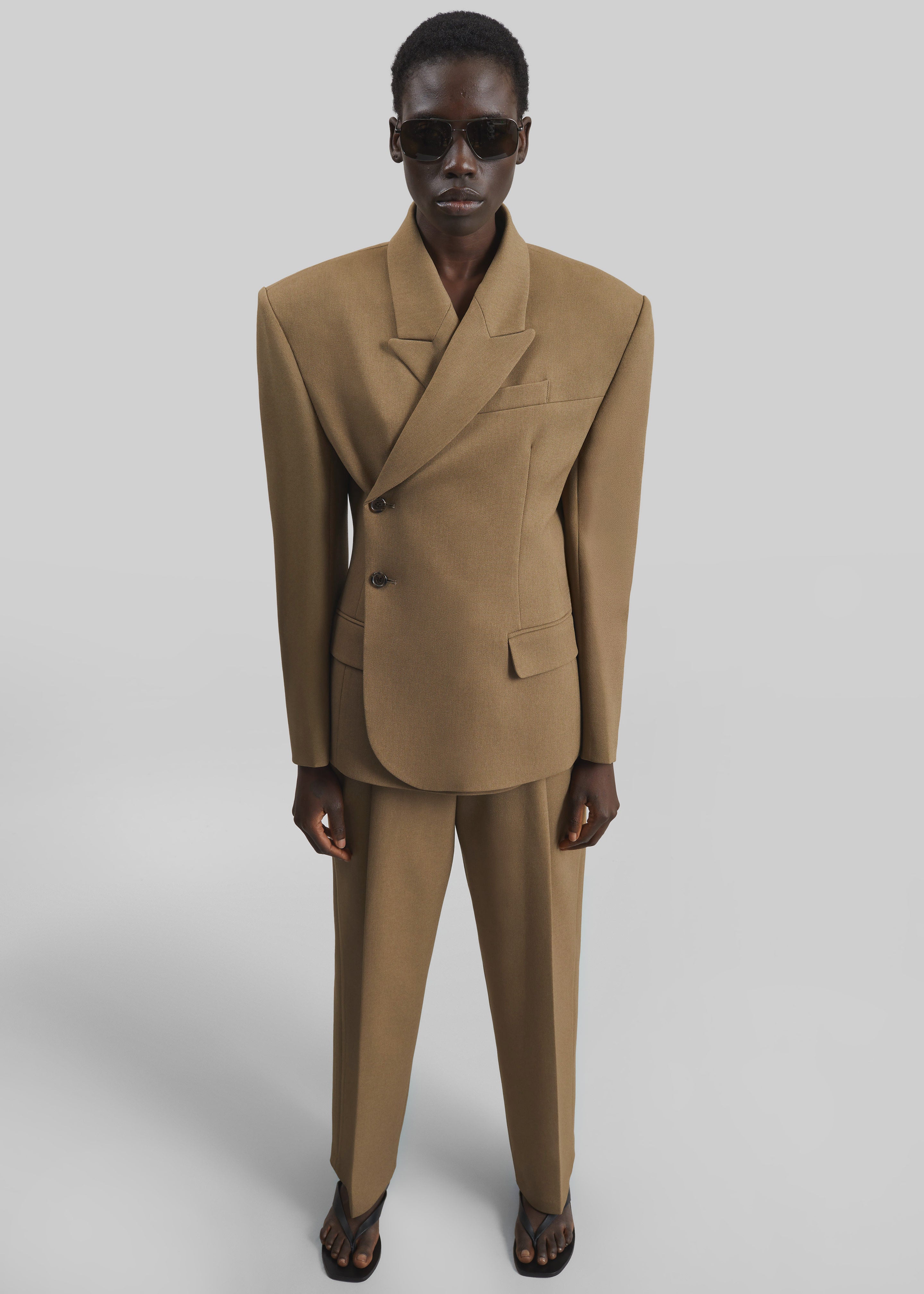 Blerick Crossover Blazer - Camel – The Frankie Shop Europe