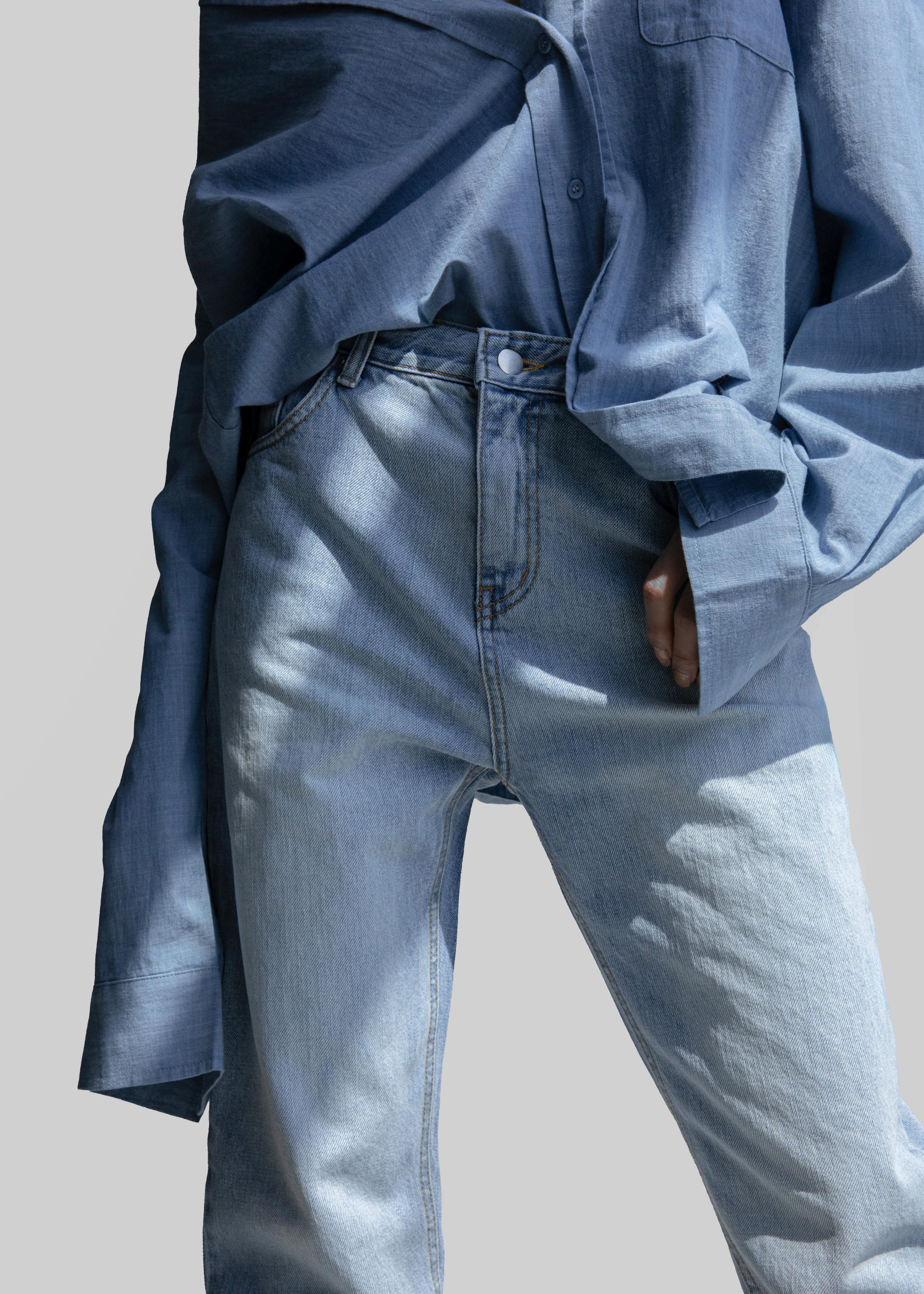Braila Straight Leg Jeans - Light Wash - 8