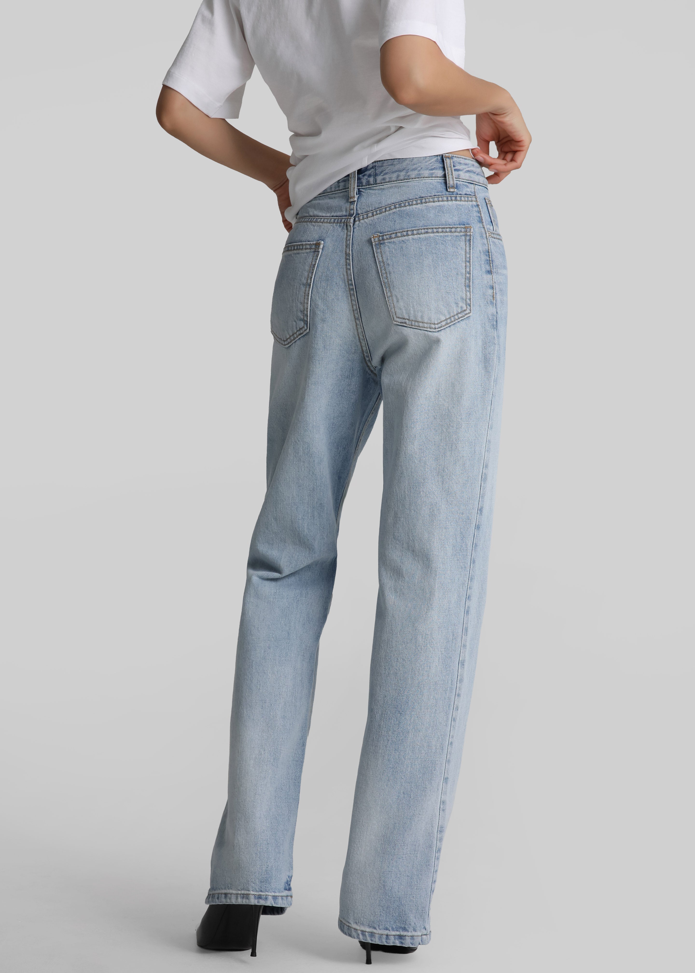 Braila Straight Leg Jeans - Light Wash - 3