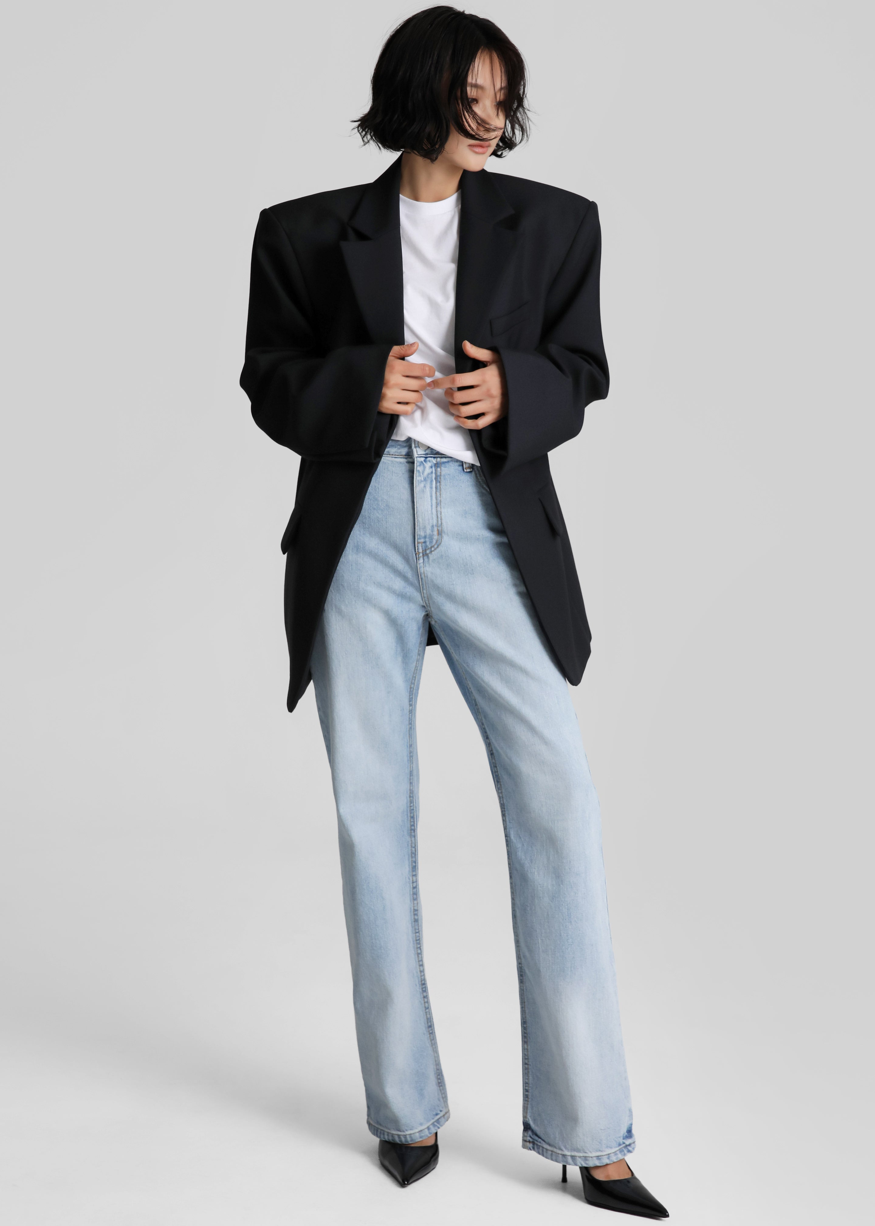 Braila Straight Leg Jeans - Light Wash - 6