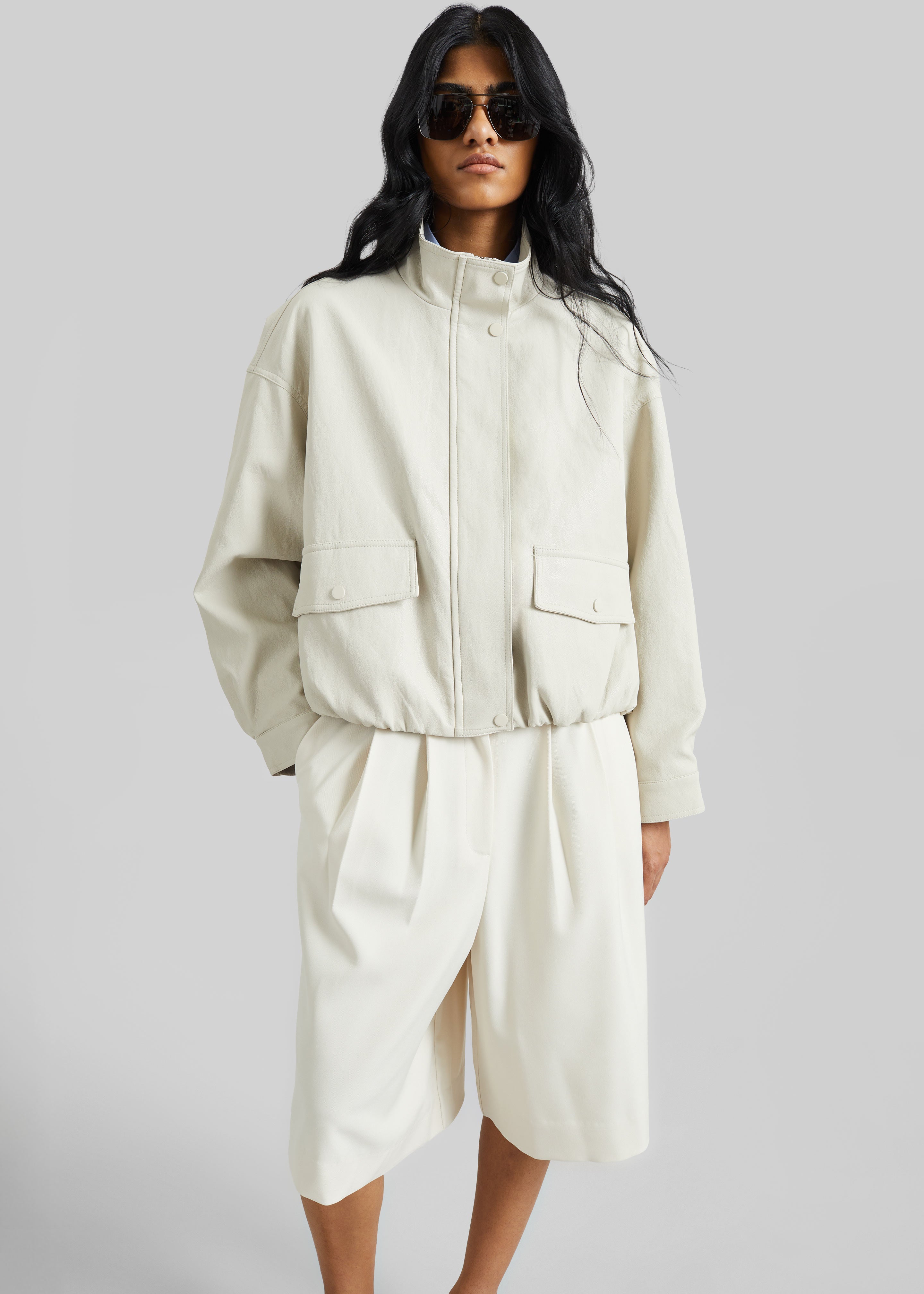 Brasov Bubble-Hem Jacket - Light Beige – The Frankie Shop Europe