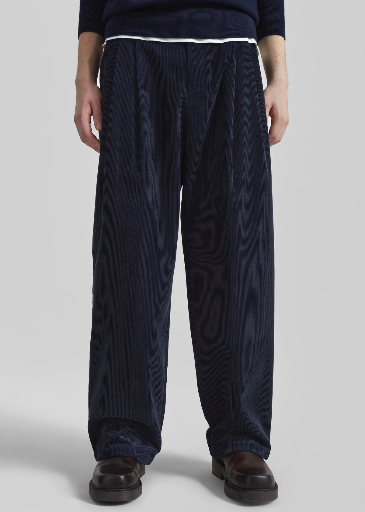 Bryant Corduroy Pants - Dark Navy - 3