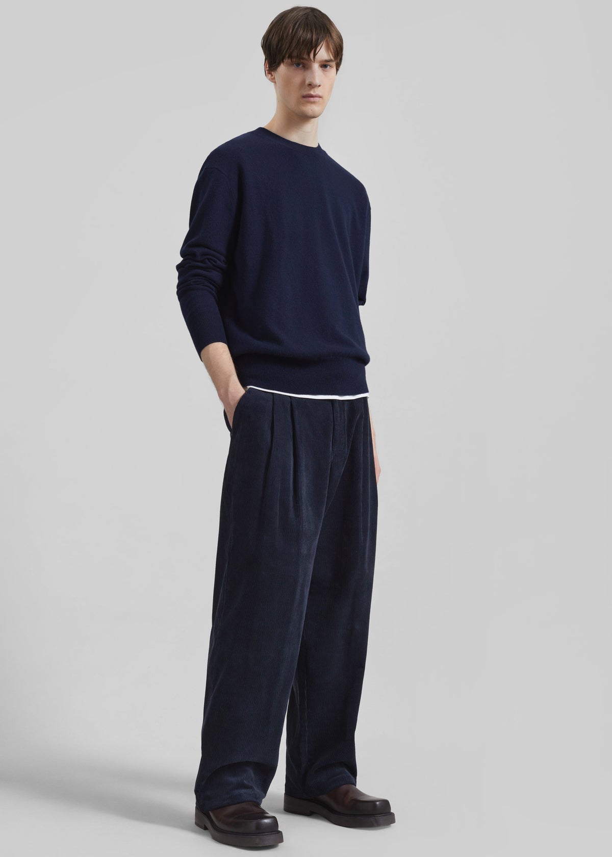 Bryant Corduroy Pants - Dark Navy - 6